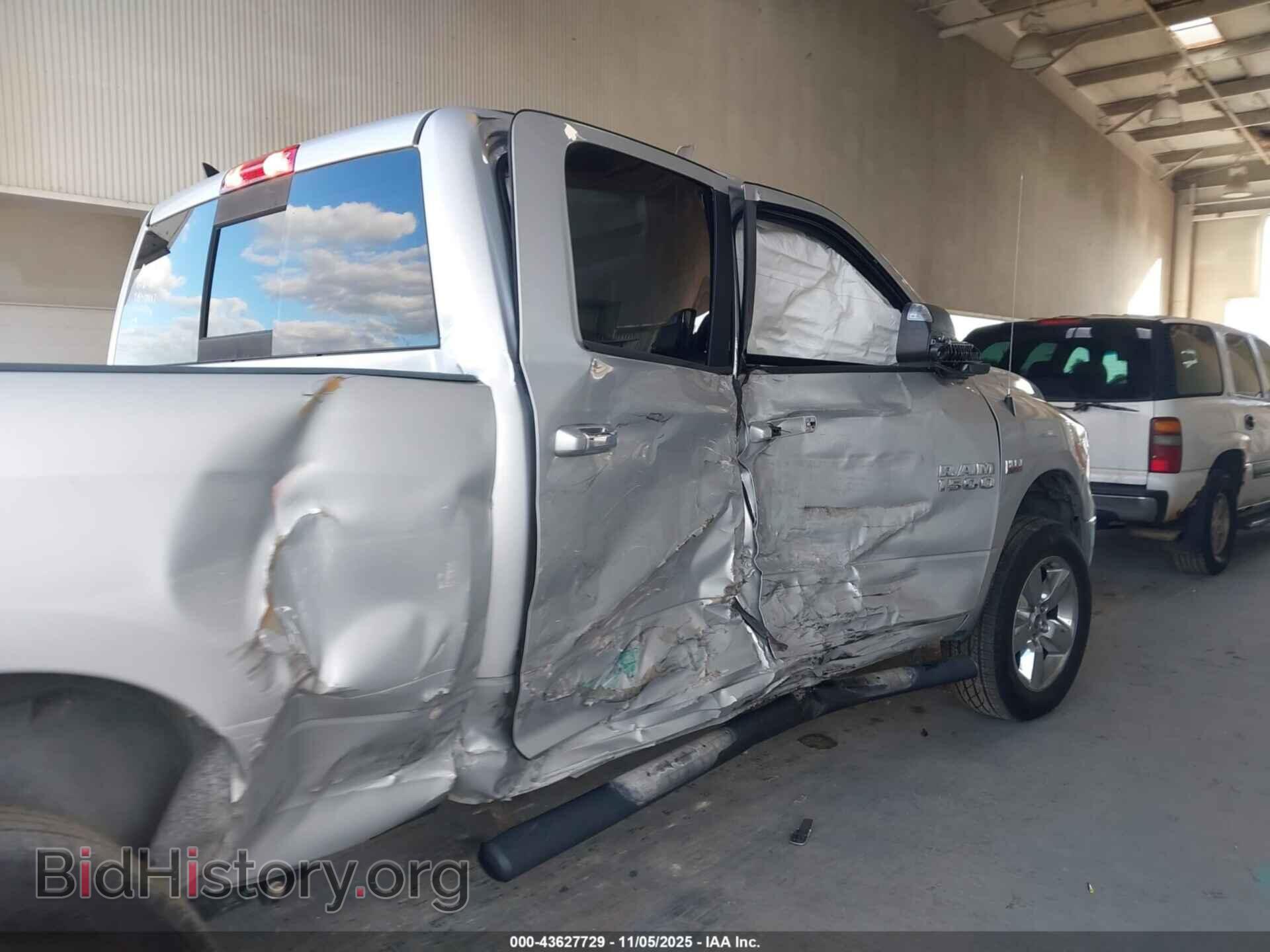 2018 RAM 1500 - VIN: 1C6RR7TT2JS297796 - Фото 6