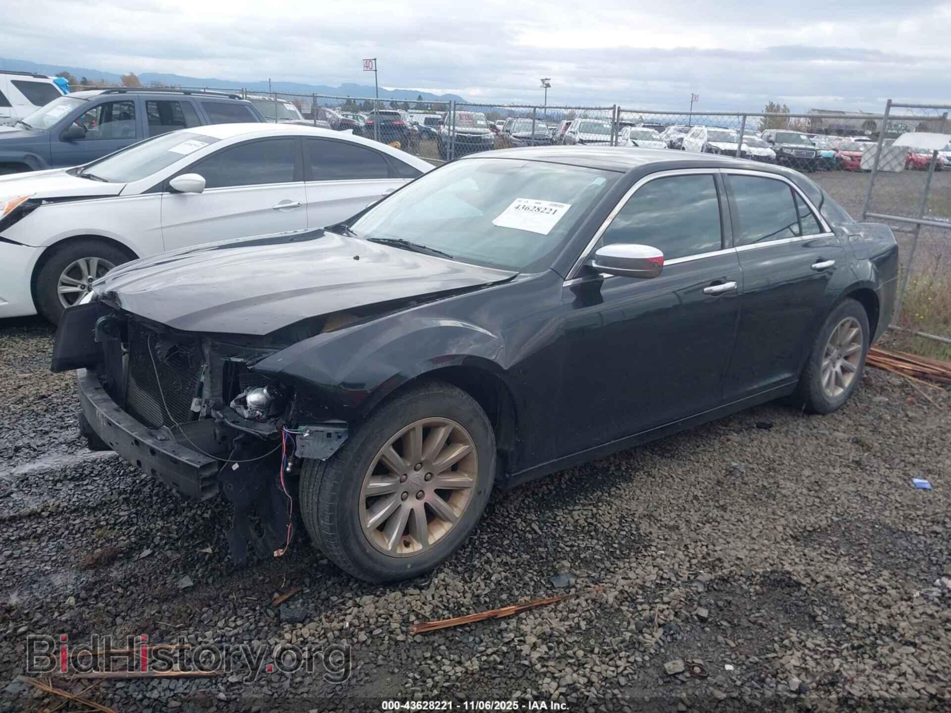 2012 CHRYSLER 300 - VIN: 2C3CCACG0CH216664 - Photo 2