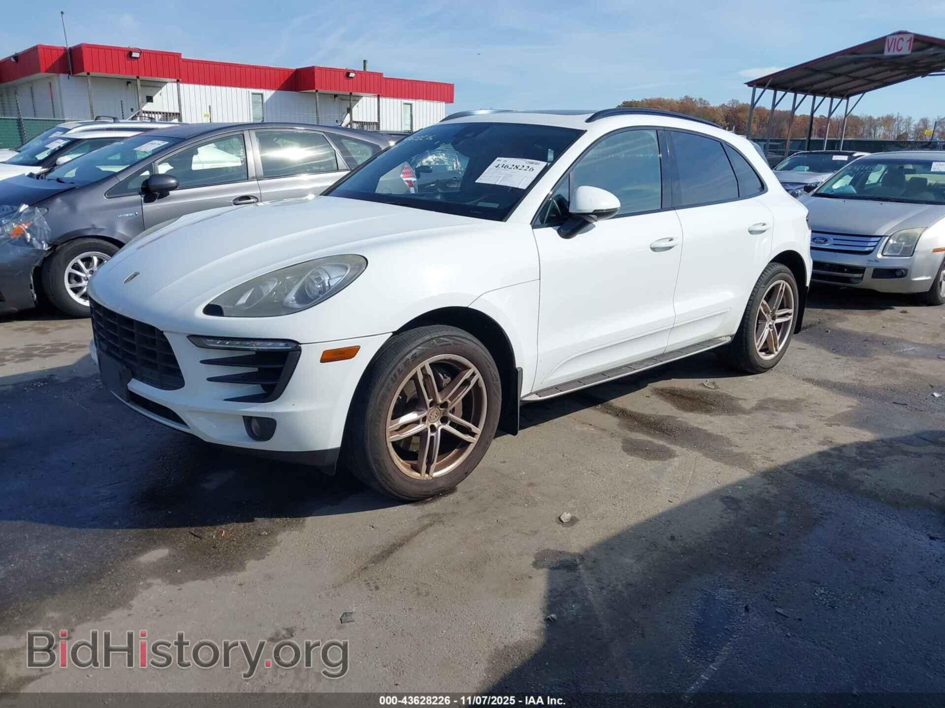 2017 PORSCHE MACAN - VIN: WP1AB2A59HLB11997 - Photo 2