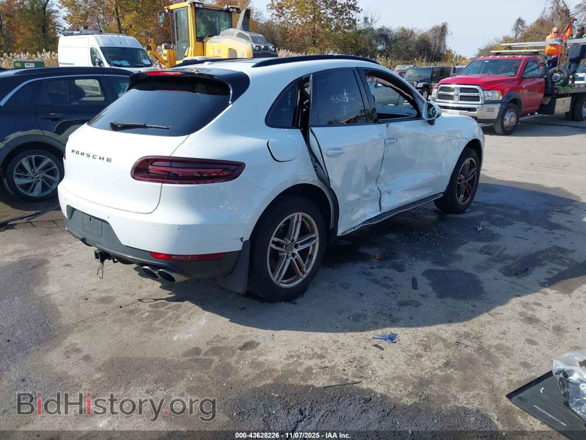 2017 PORSCHE MACAN - VIN: WP1AB2A59HLB11997 - Photo 4
