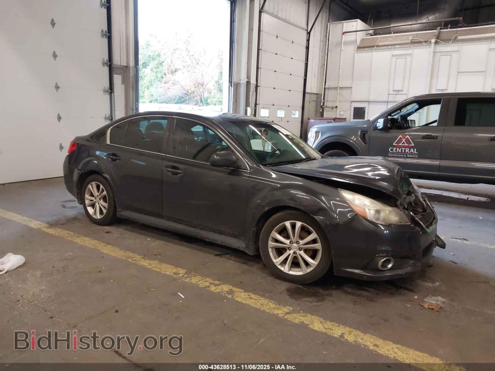 Photo 4S3BMBK68D3019992 - SUBARU LEGACY 2013