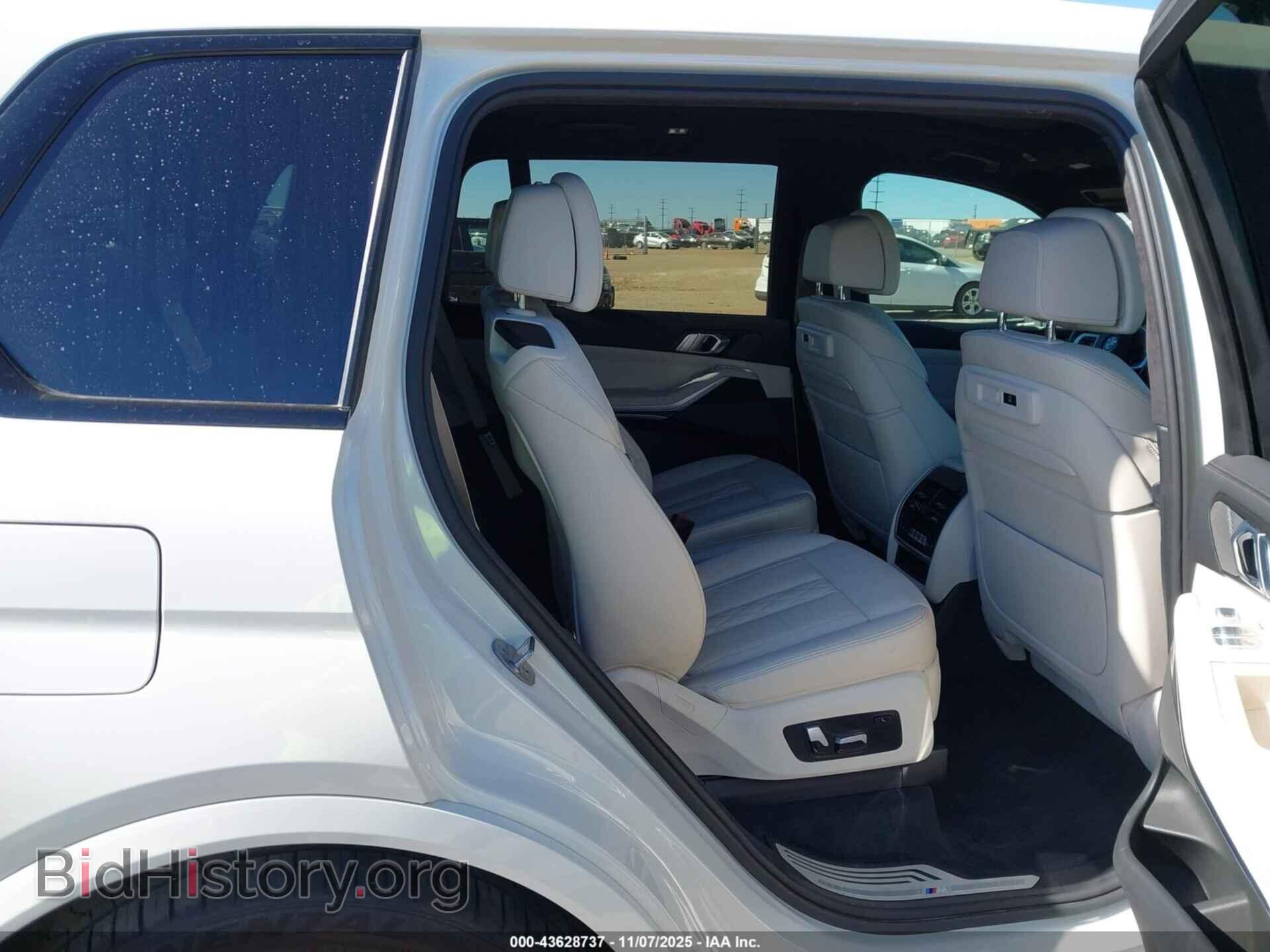 2020 BMW X7 - VIN: 5UXCW2C04L9A02502 - Фото 8