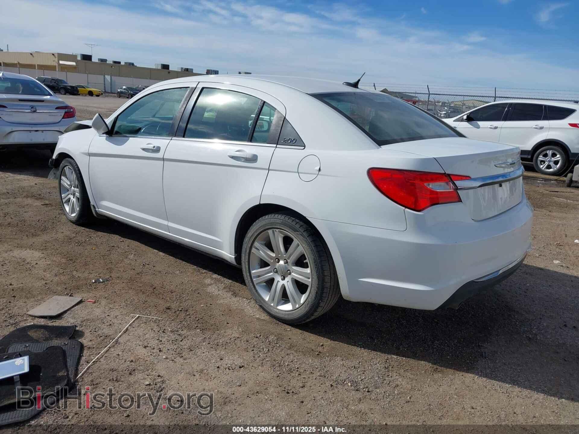 2012 CHRYSLER 200 - VIN: 1C3CCBBG9CN240265 - Фото 3