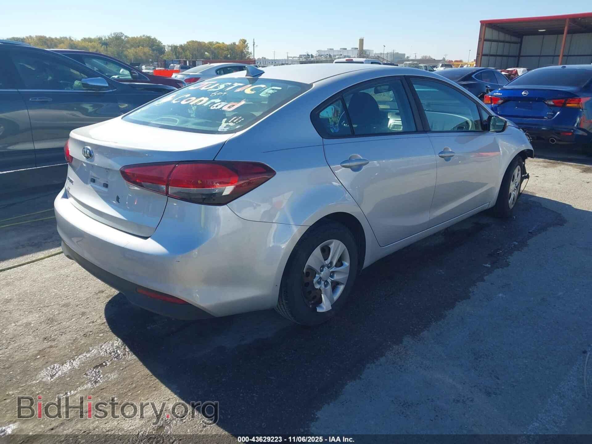 2017 KIA FORTE - VIN: 3KPFK4A75HE140331 - Фото 4