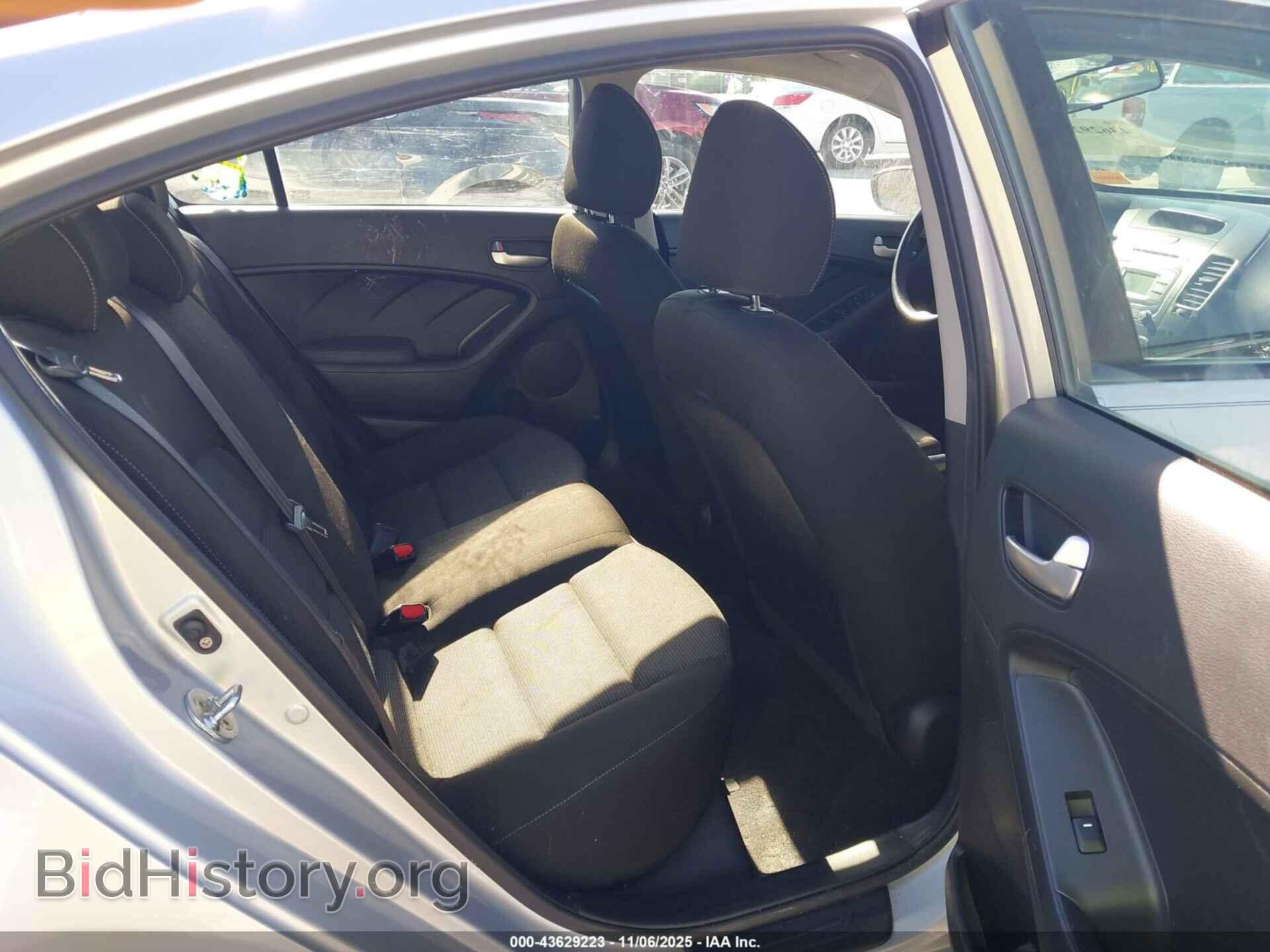 2017 KIA FORTE - VIN: 3KPFK4A75HE140331 - Фото 8