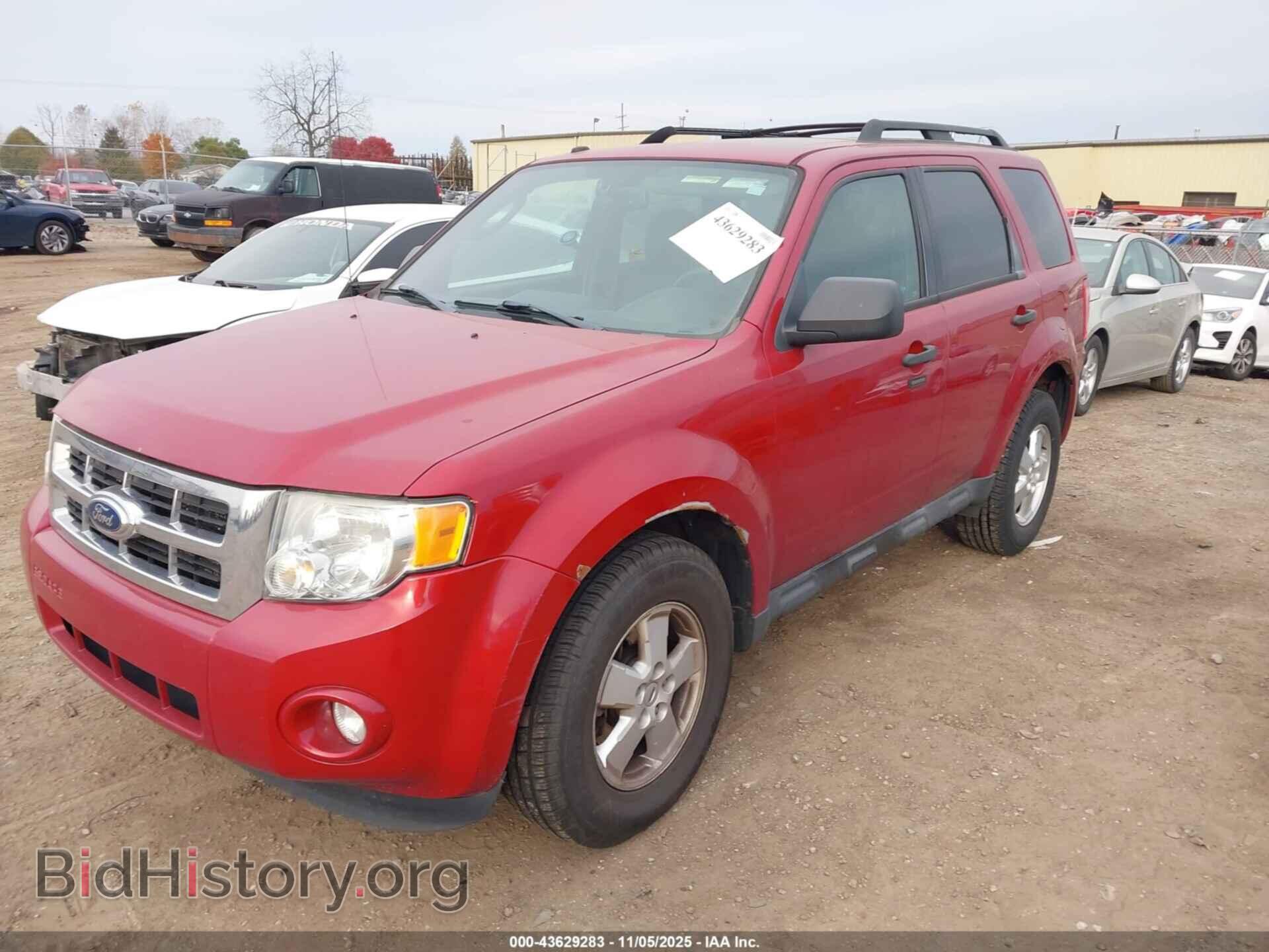 2011 FORD ESCAPE - VIN: 1FMCU9D75BKA95008 - Фото 2