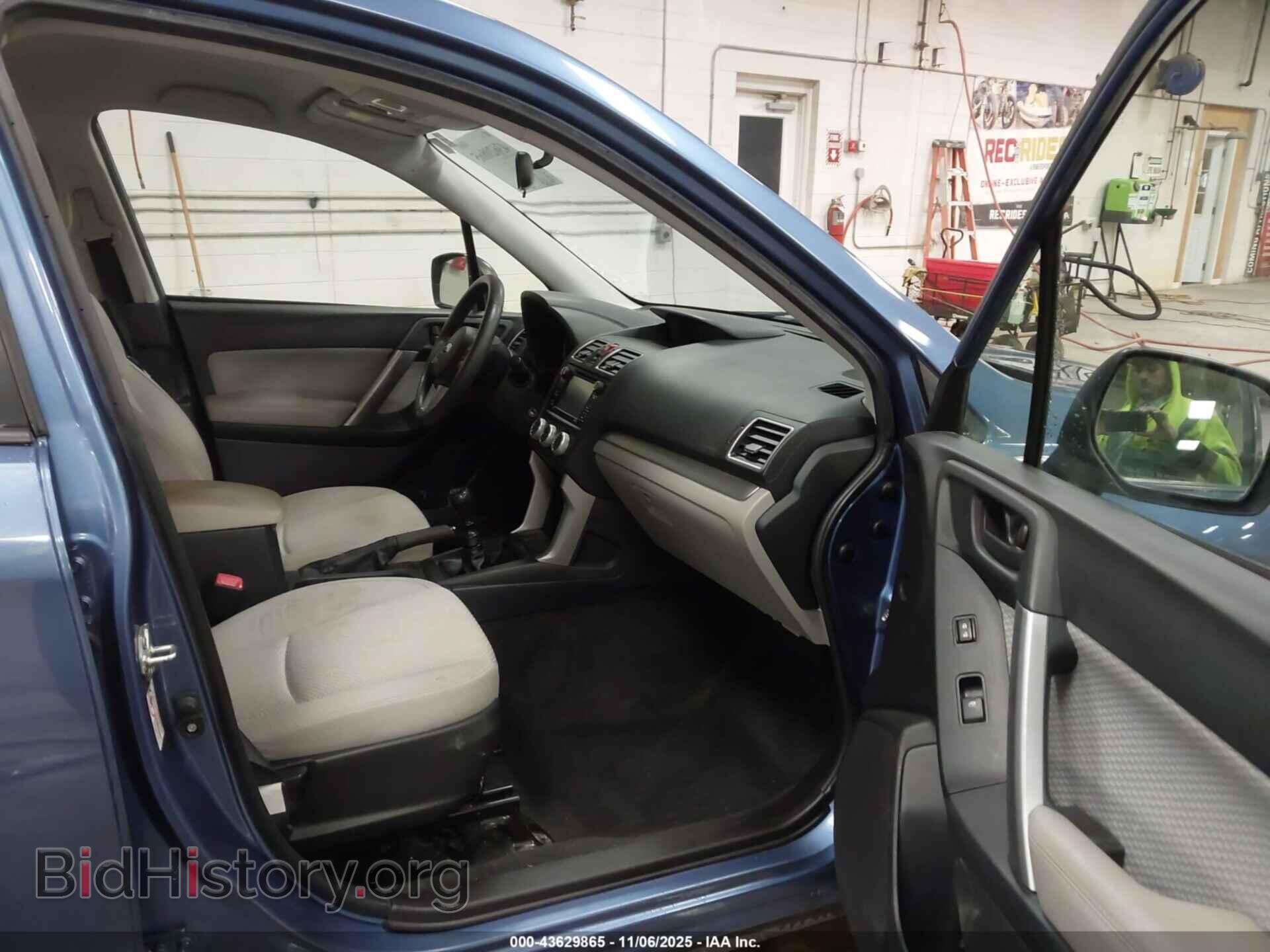 2018 SUBARU FORESTER - VIN: JF2SJAAC3JG529523 - Фото 5