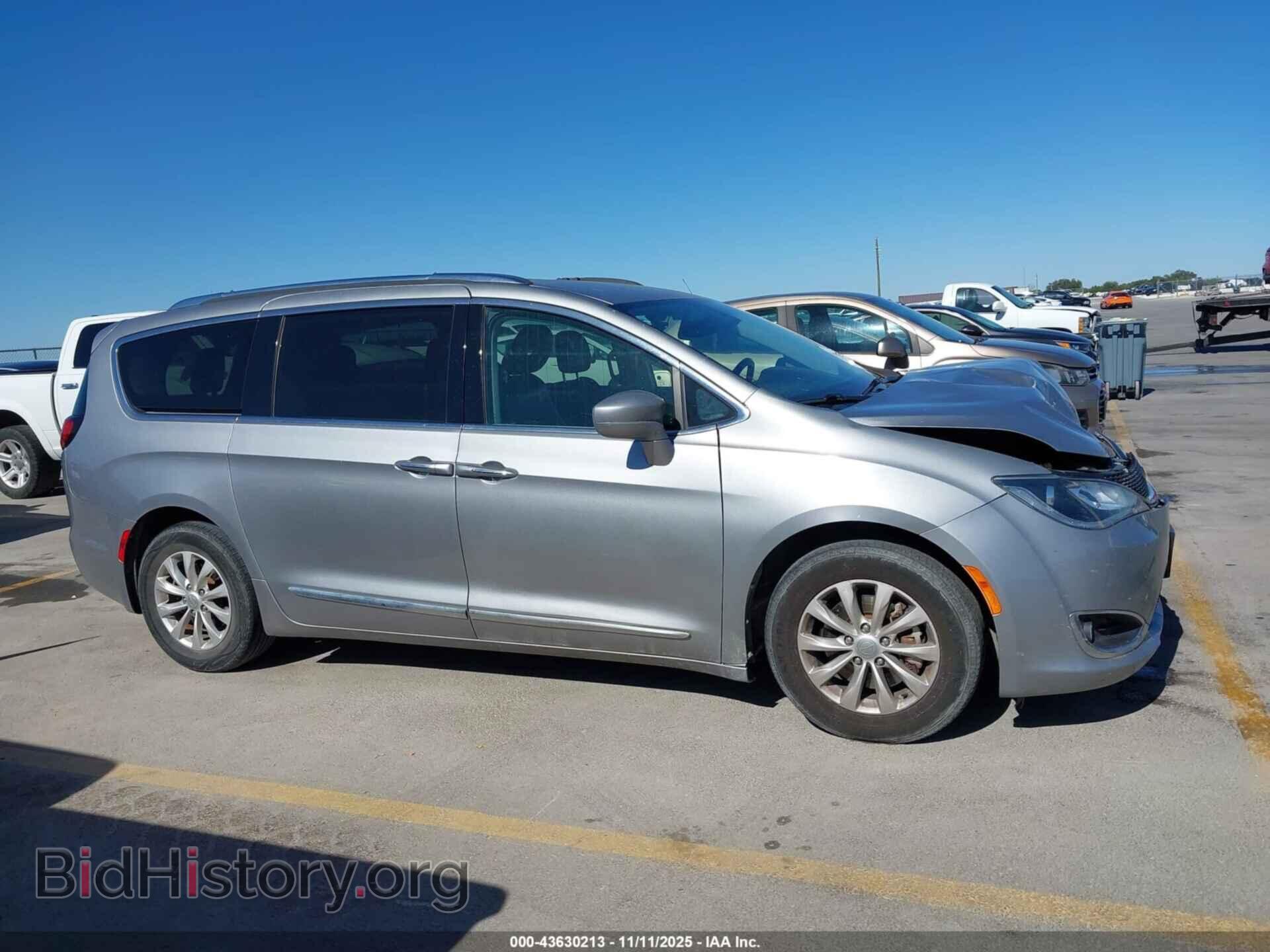 2019 CHRYSLER PACIFICA - VIN: 2C4RC1BG6KR539732 - Фото 13