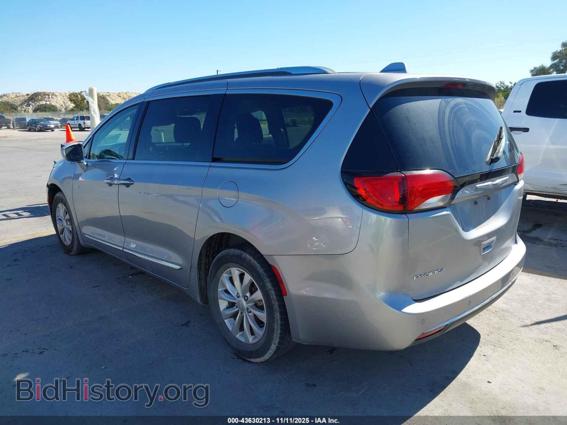 2019 CHRYSLER PACIFICA - VIN: 2C4RC1BG6KR539732 - Фото 3