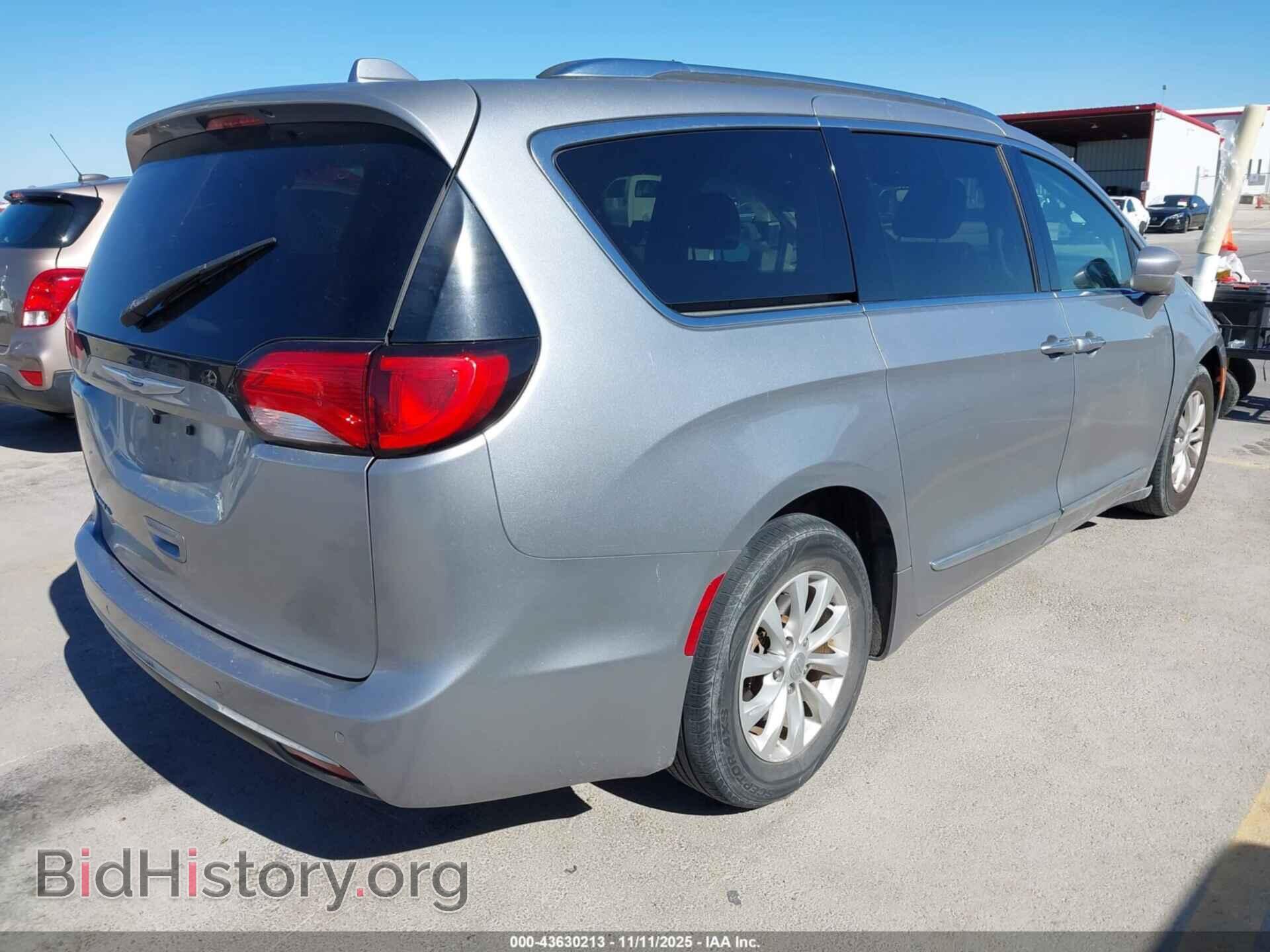 2019 CHRYSLER PACIFICA - VIN: 2C4RC1BG6KR539732 - Фото 4