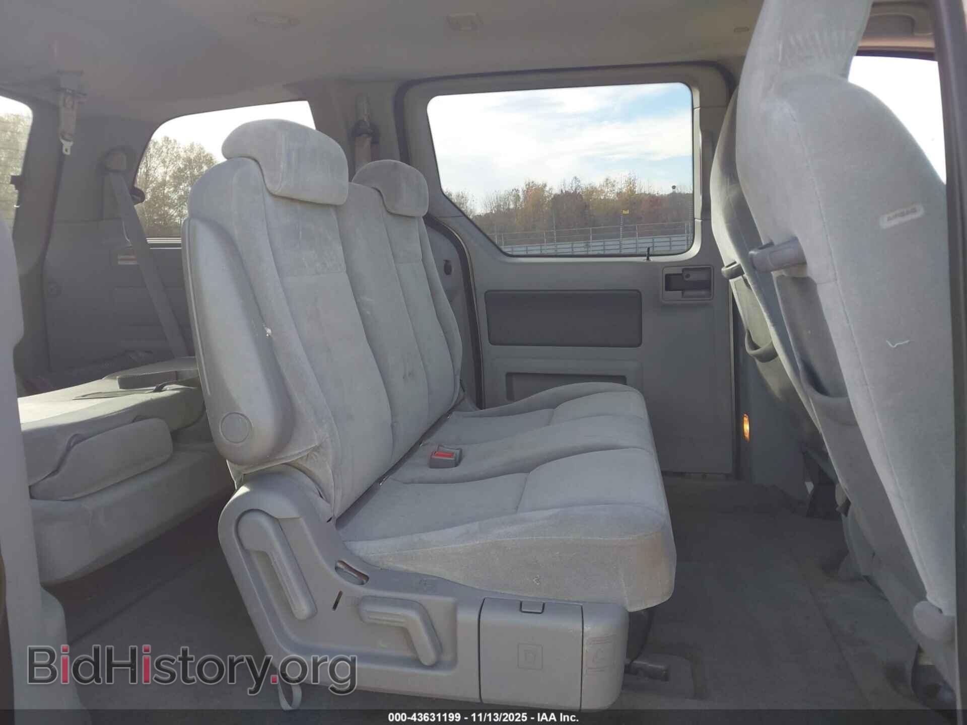 2007 FORD FREESTAR - VIN: 2FMDA51617BA16193 - Фото 8