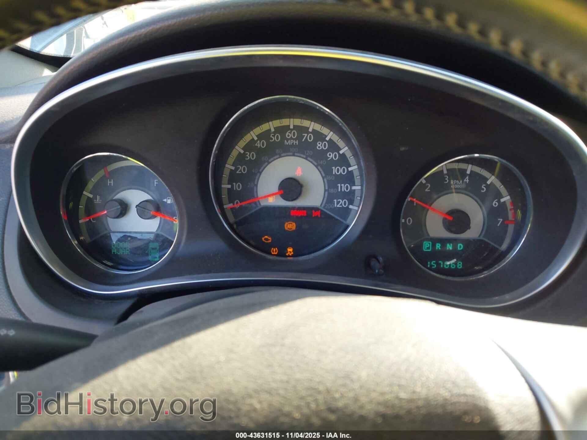 2011 CHRYSLER 200 - VIN: 1C3BC2FG2BN516192 - Photo 7