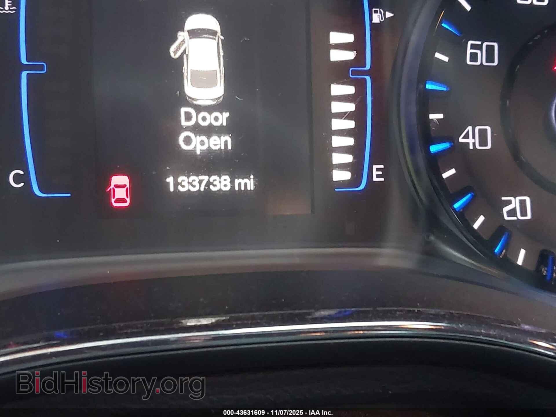 2015 CHRYSLER 200 - VIN: 1C3CCCBB3FN682618 - Фото 7