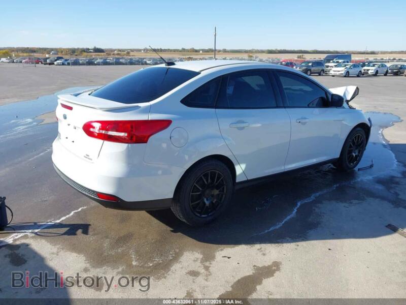 2015 Ford FOCUS (VIN 1FADP3F2XFL220587) — photo 4 of 16
