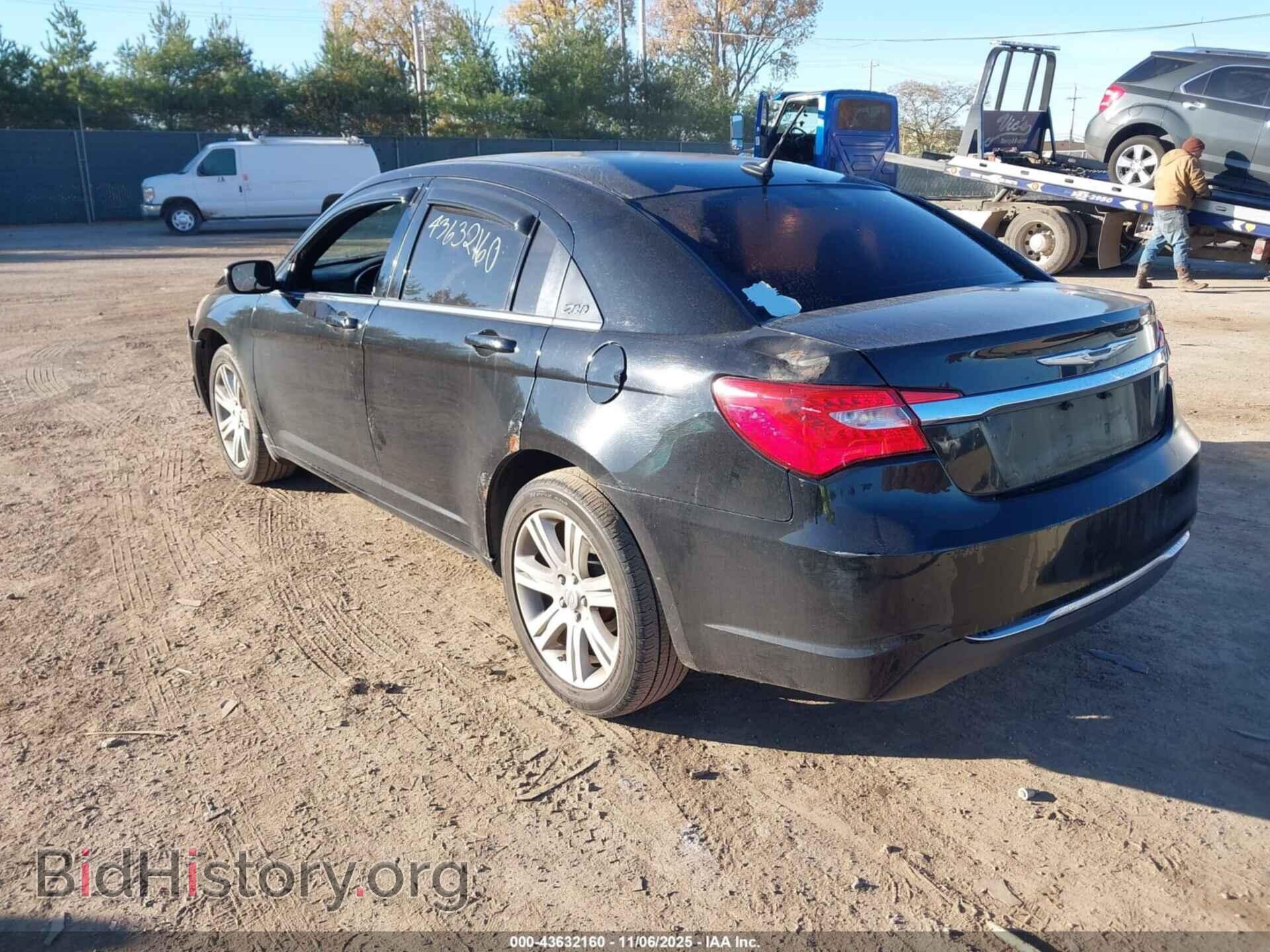 2013 CHRYSLER 200 - VIN: 1C3CCBAB2DN735849 - Photo 3