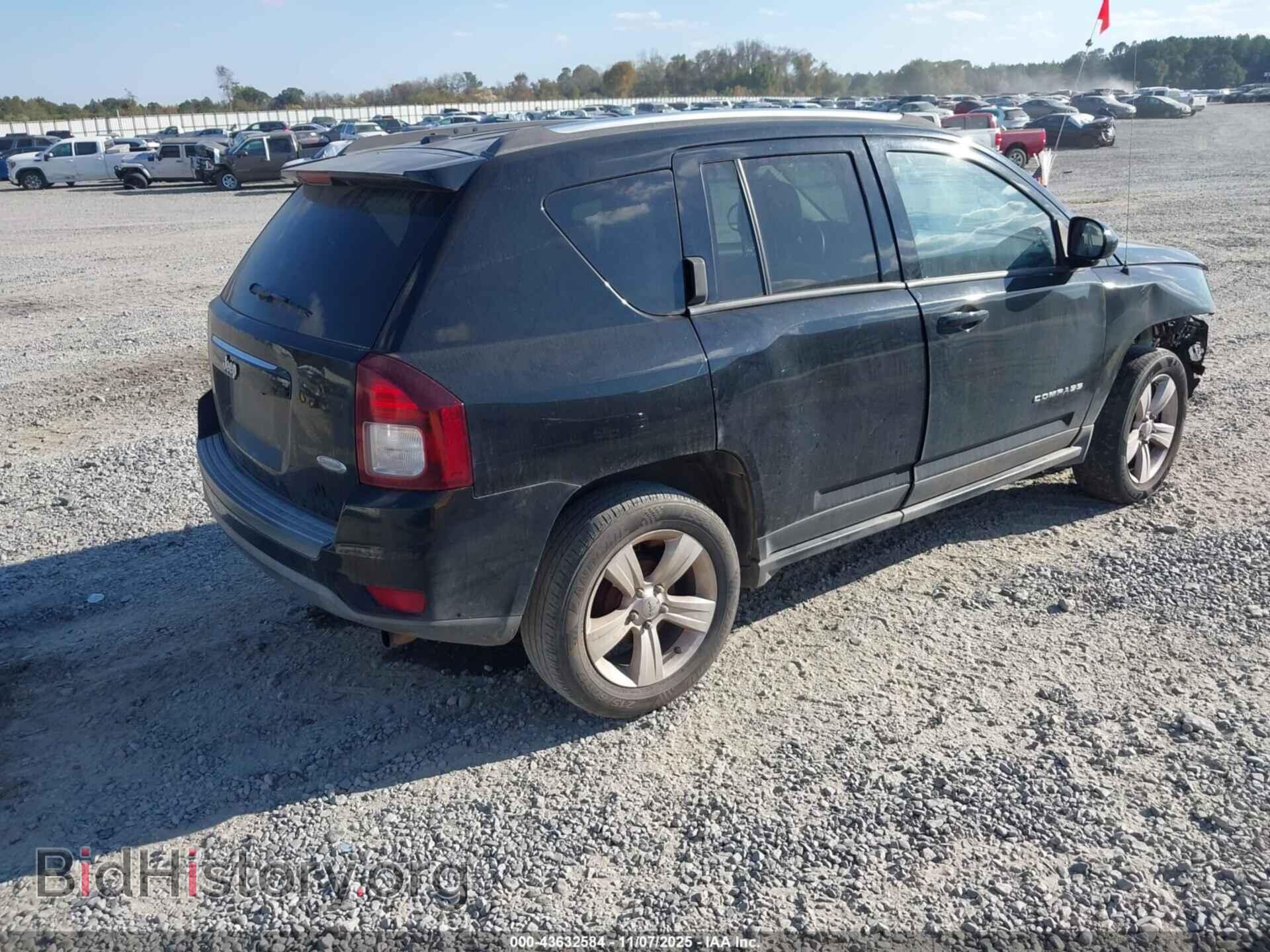 2014 JEEP COMPASS - VIN: 1C4NJCEB2ED703405 - Photo 4