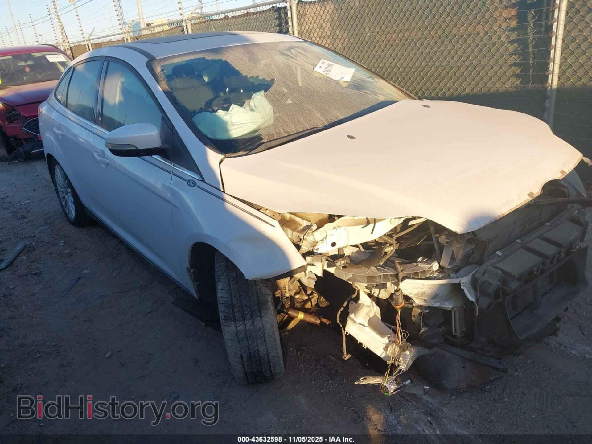 Фотография 1FAHP3J20CL301568 - FORD FOCUS 2012