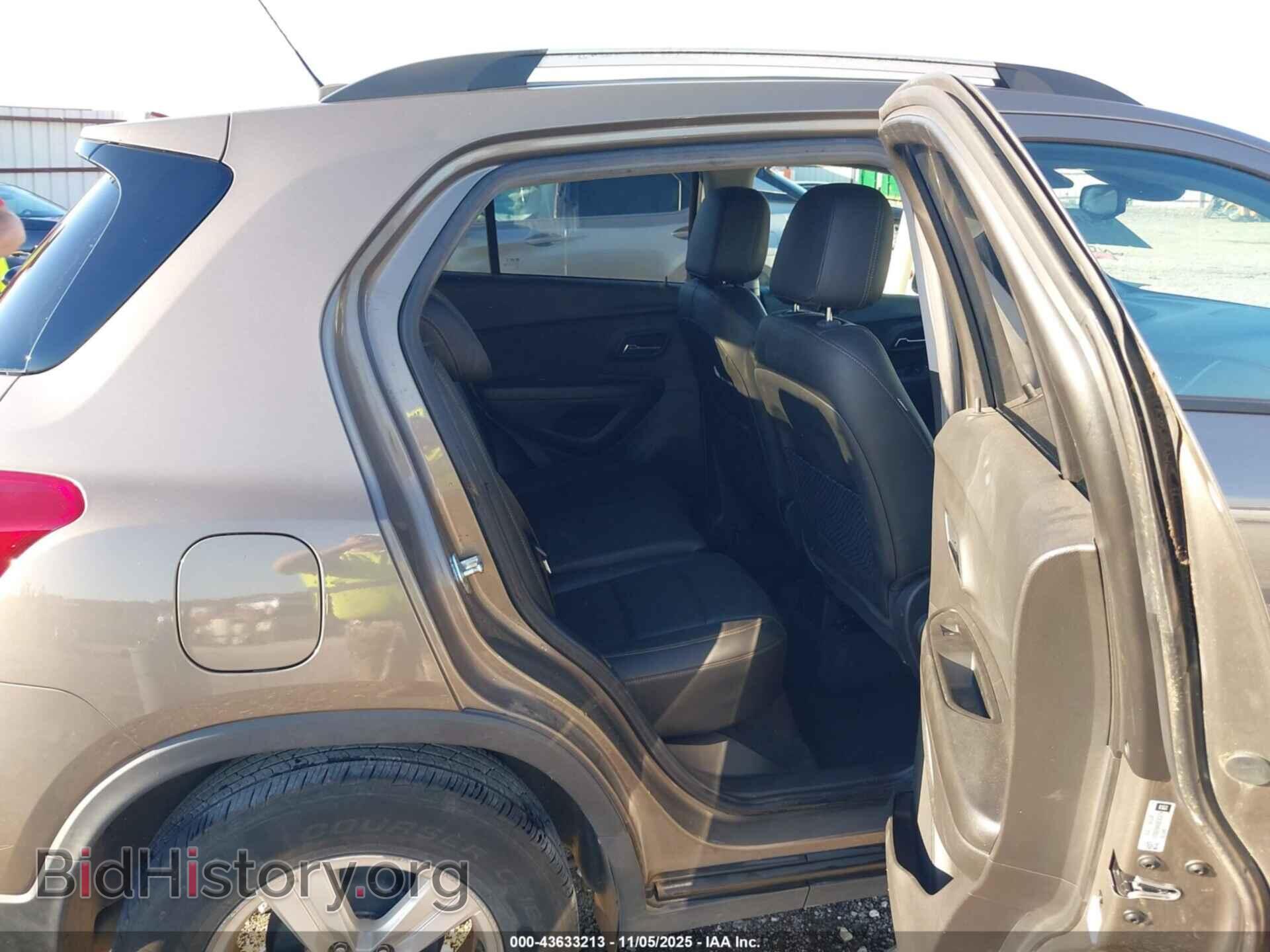 2021 CHEVROLET TRAX - VIN: KL7CJLSB3MB310113 - Фото 8