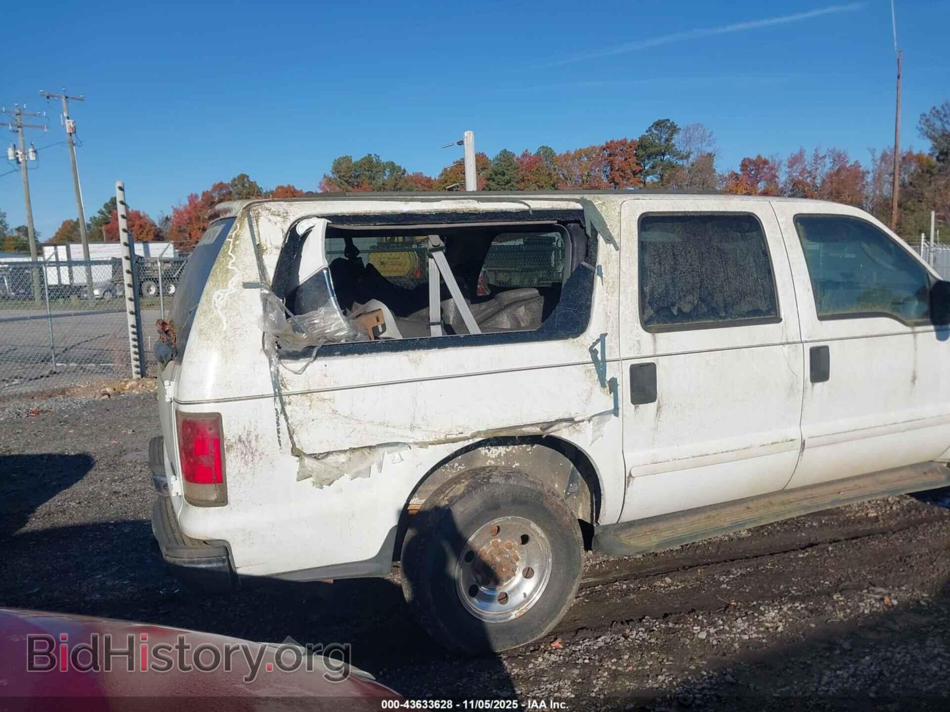 2005 FORD EXCURSION - VIN: 1FMSU41PX5EB36741 - Photo 6