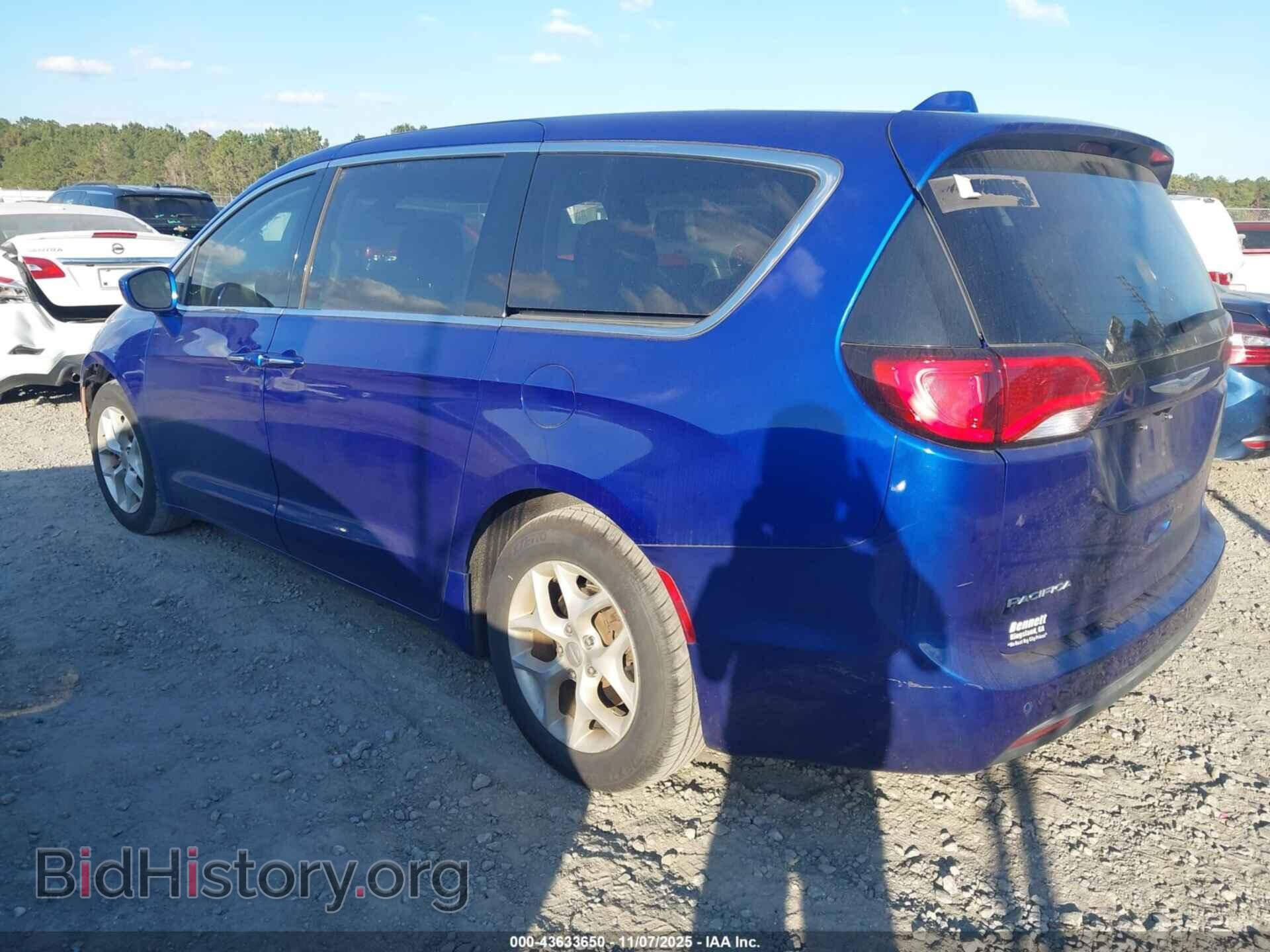 2018 CHRYSLER PACIFICA - VIN: 2C4RC1FG2JR227982 - Фото 3