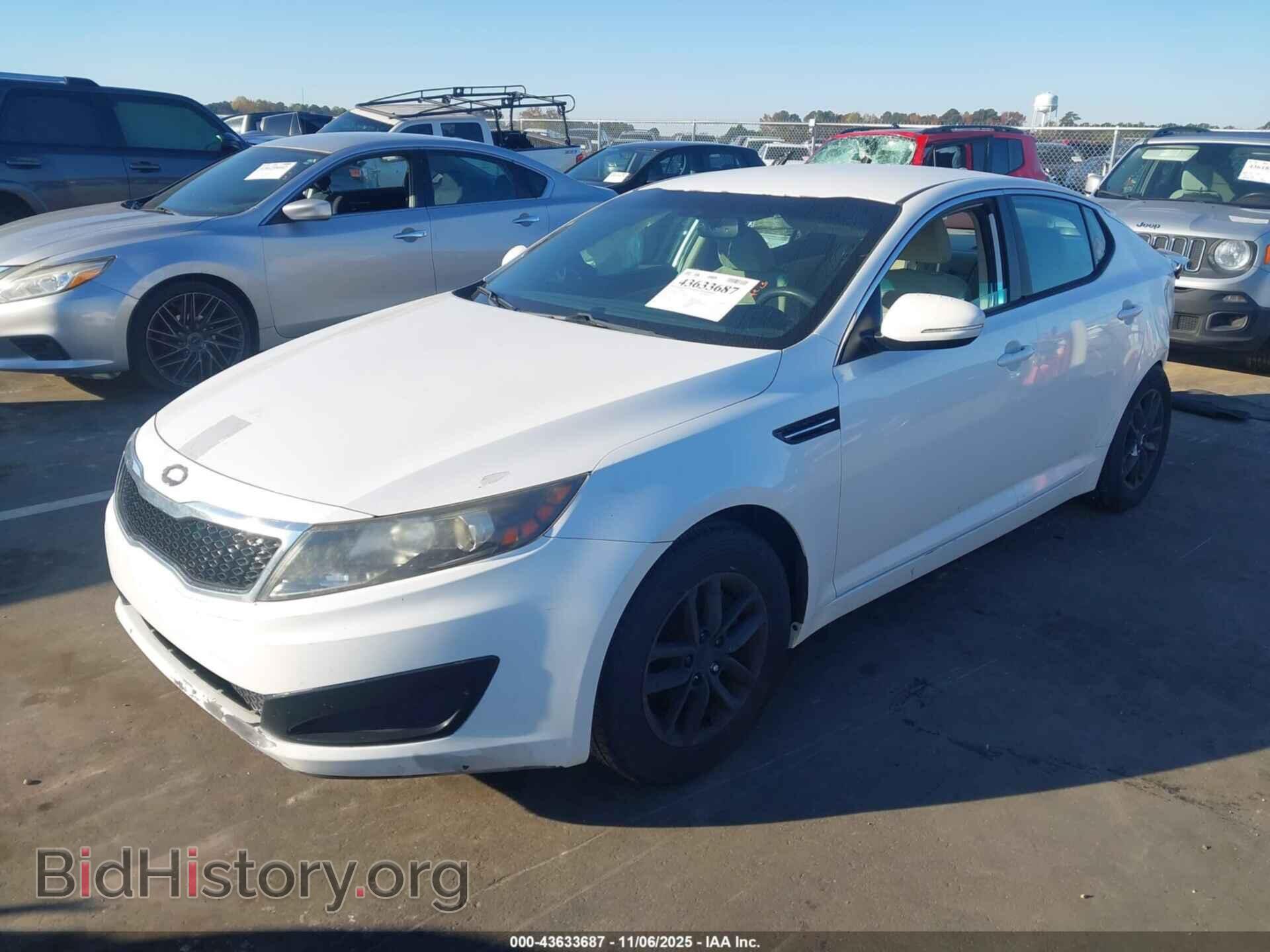 2011 KIA OPTIMA - VIN: KNAGM4A71B5137733 - Фото 2