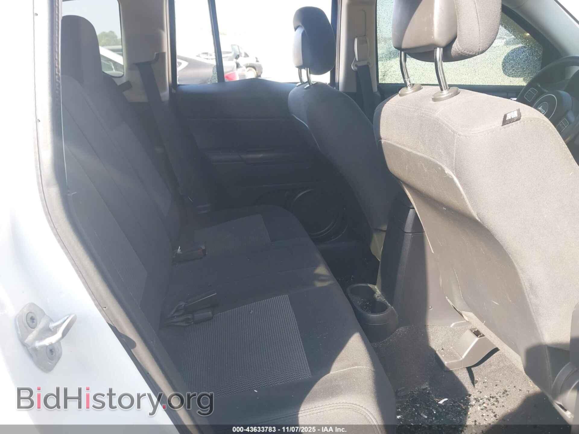 2012 JEEP COMPASS - VIN: 1C4NJDBB8CD515074 - Фото 8