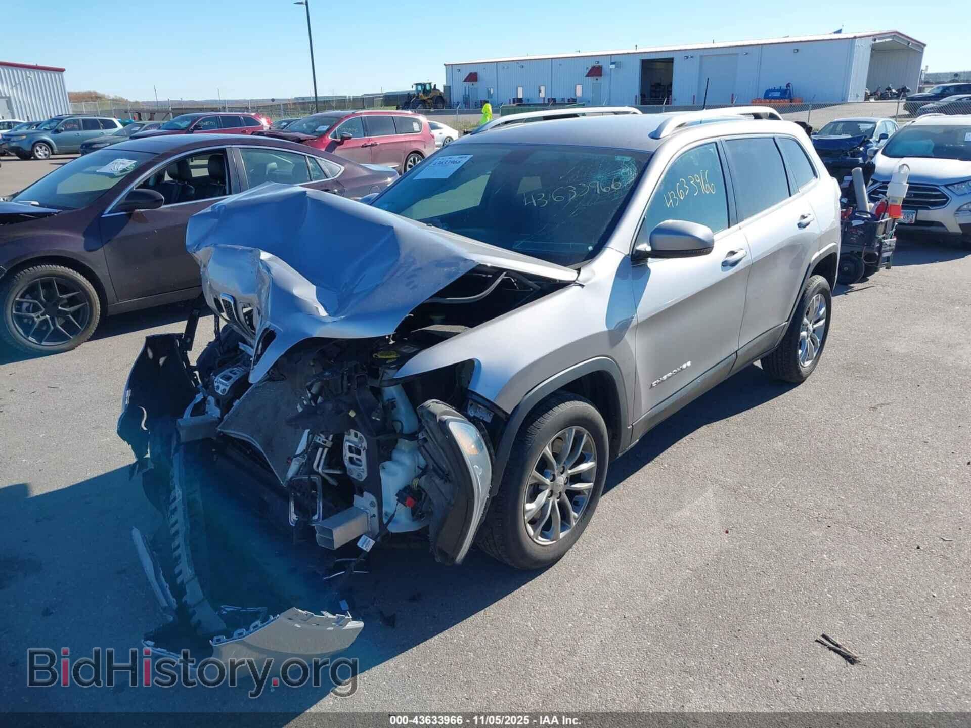 2019 JEEP CHEROKEE - VIN: 1C4PJLLB1KD353904 - Фото 2