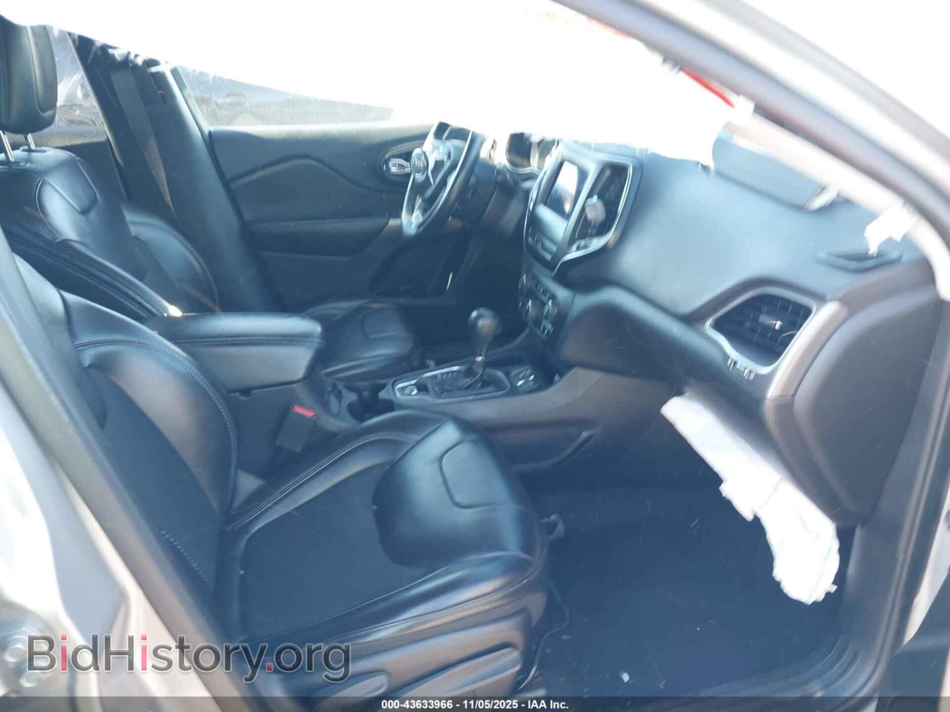 2019 JEEP CHEROKEE - VIN: 1C4PJLLB1KD353904 - Фото 5