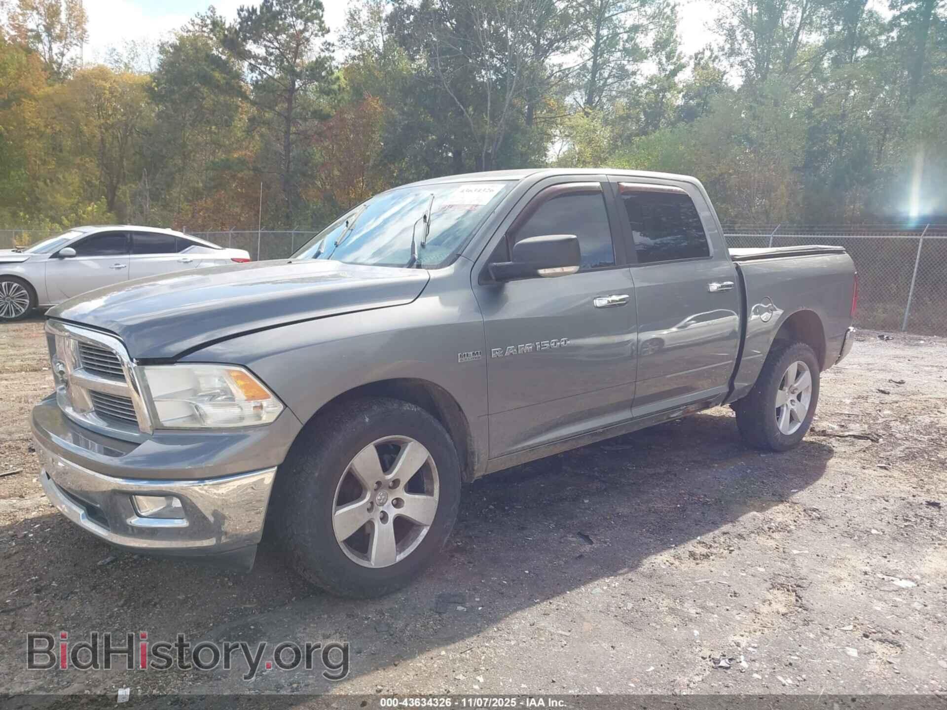 2011 RAM RAM 1500 - VIN: 1D7RV1CT1BS622365 - Фото 2