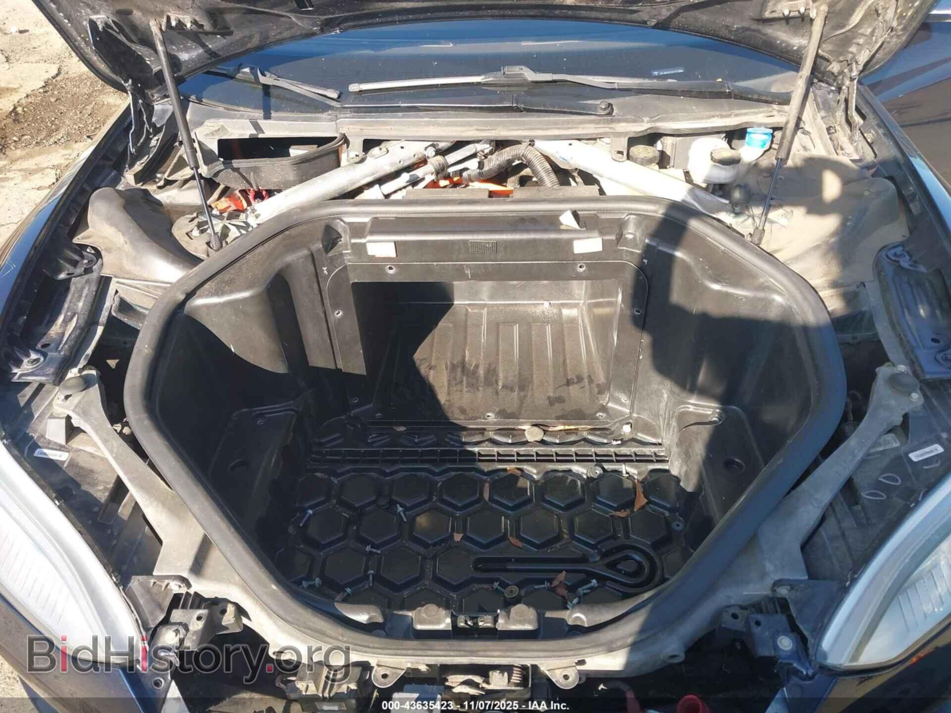 2015 TESLA MODEL S - VIN: 5YJSA1S1XFFP77006 - Фото 10