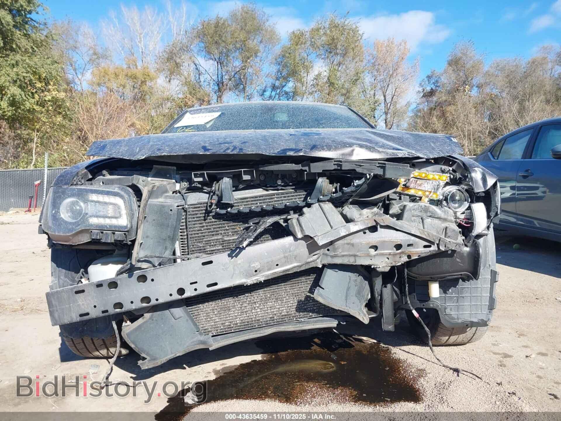 2017 CHRYSLER 300 - VIN: 2C3CCABG9HH664863 - Фото 6