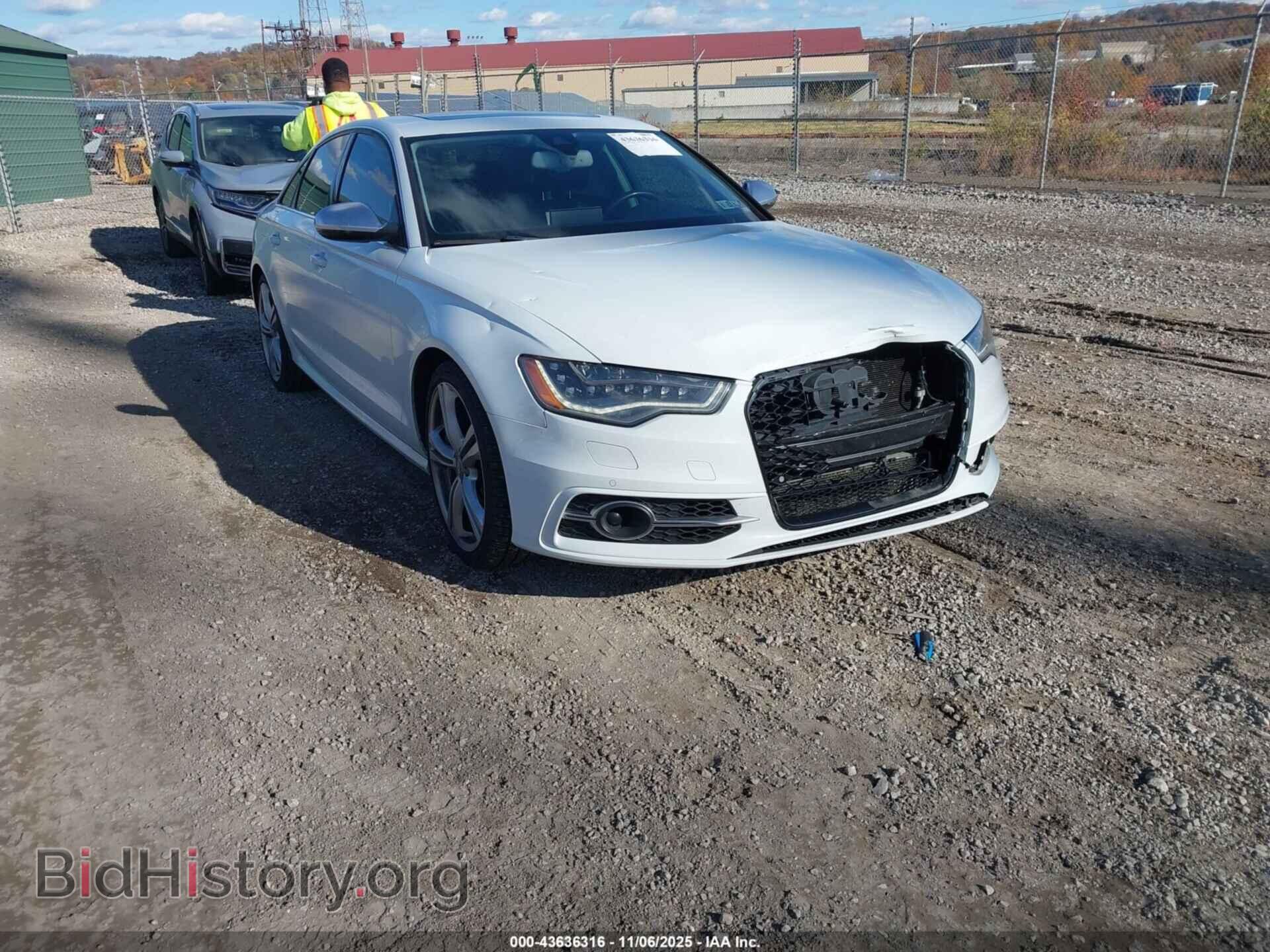 Фотография WAUF2AFC2DN090429 - AUDI S6 2013