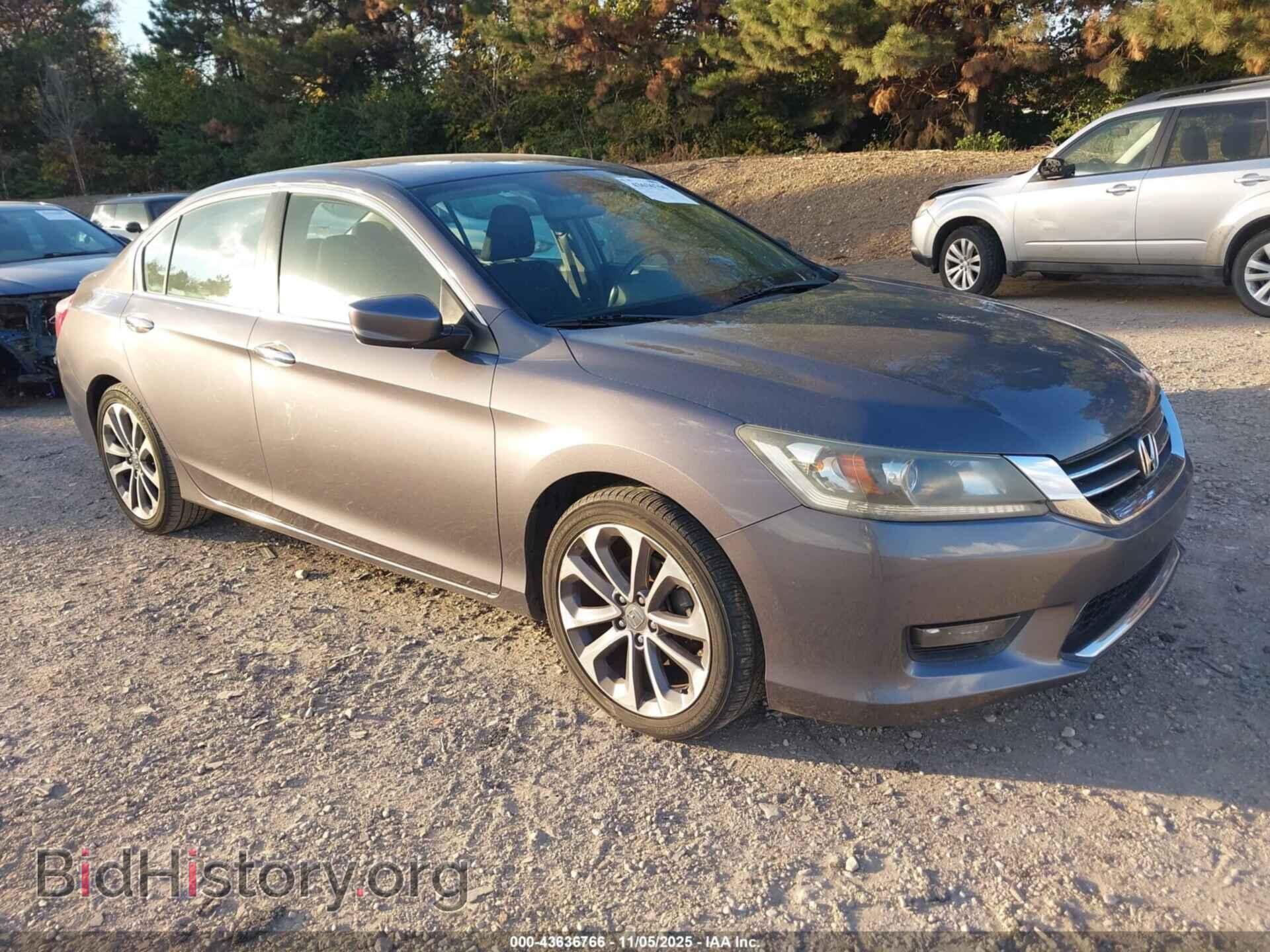 Photo 1HGCR2F55FA111004 - HONDA ACCORD 2015