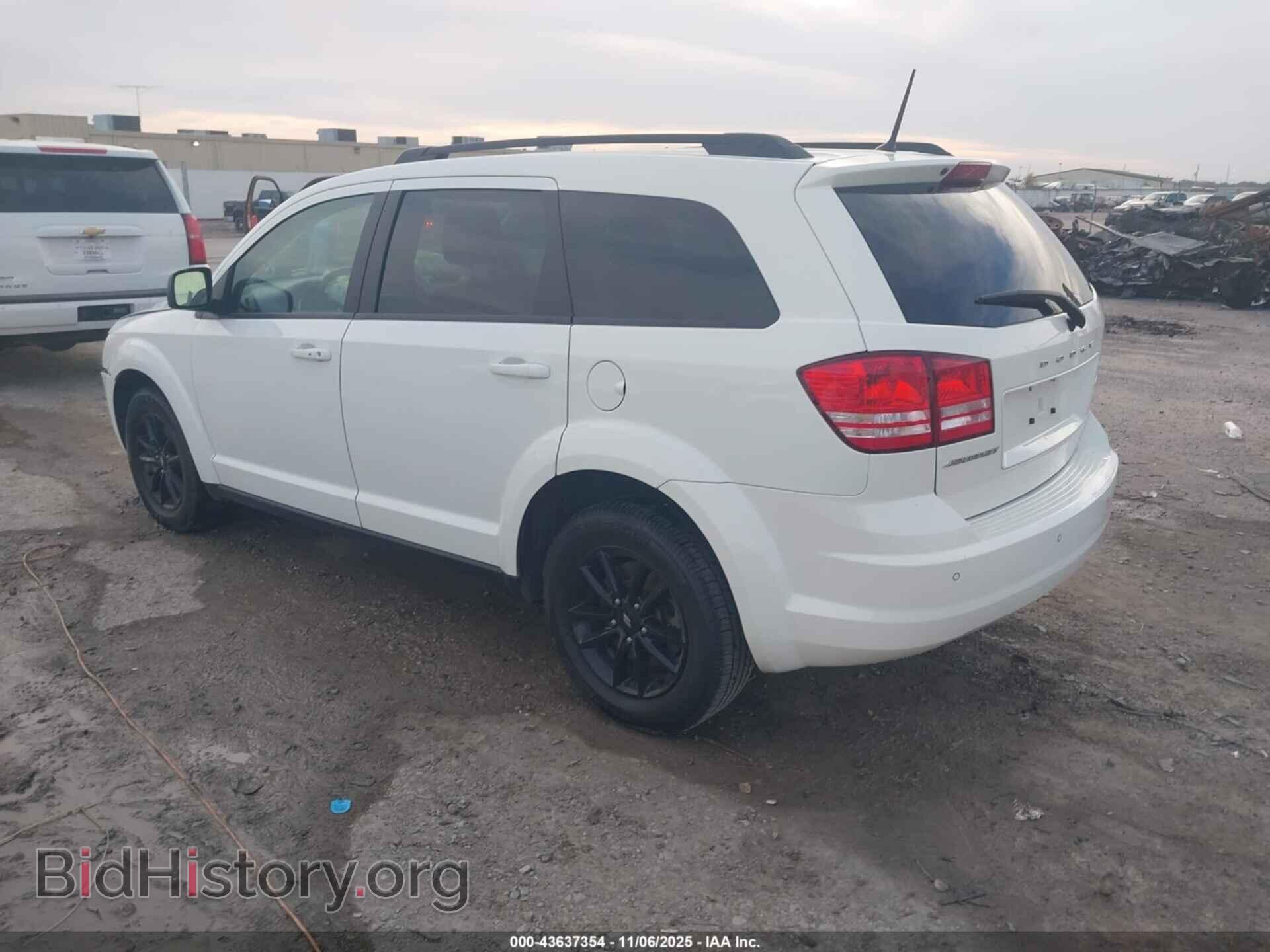 2020 DODGE JOURNEY - VIN: 3C4PDCAB2LT262033 - Фото 3