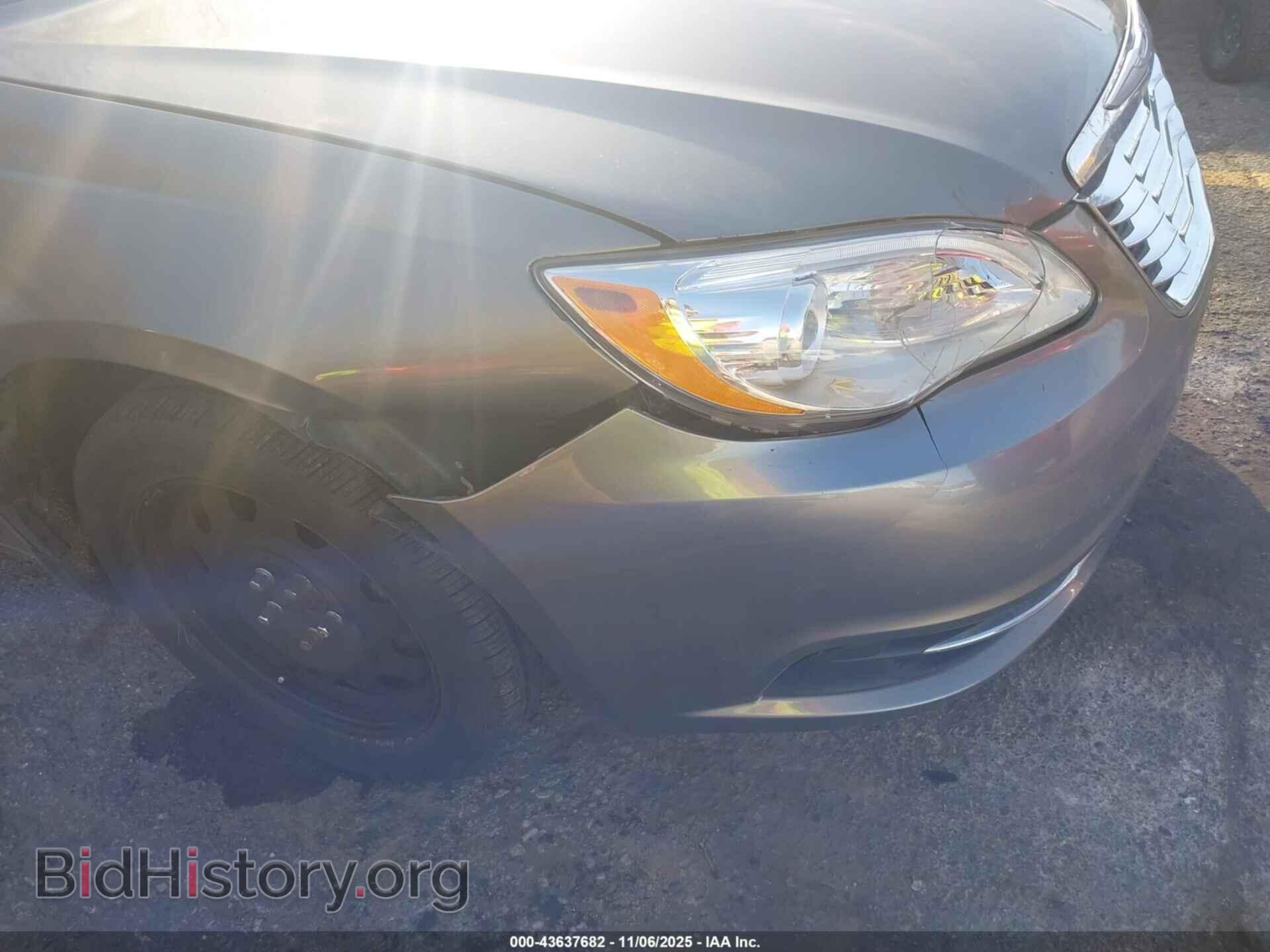 2012 CHRYSLER 200 - VIN: 1C3CCBAB0CN106203 - Фото 6
