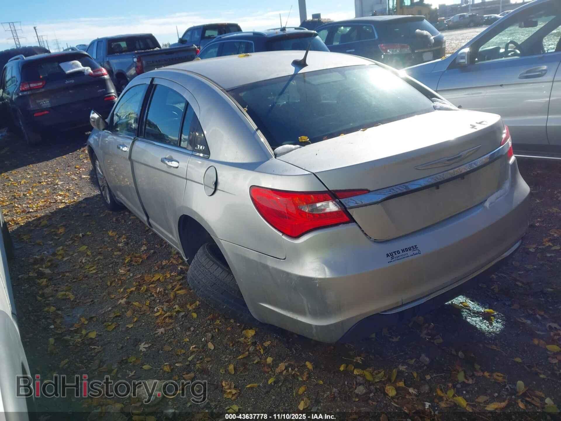 2011 CHRYSLER 200 - VIN: 1C3BC2FB1BN533750 - Фото 3