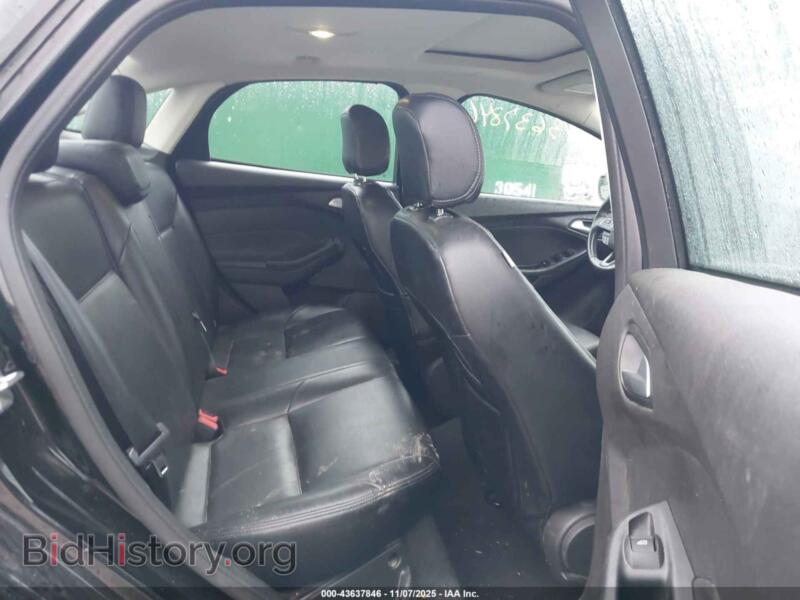 2016 Ford FOCUS (VIN 1FADP3F28GL305445) — photo 8 of 15