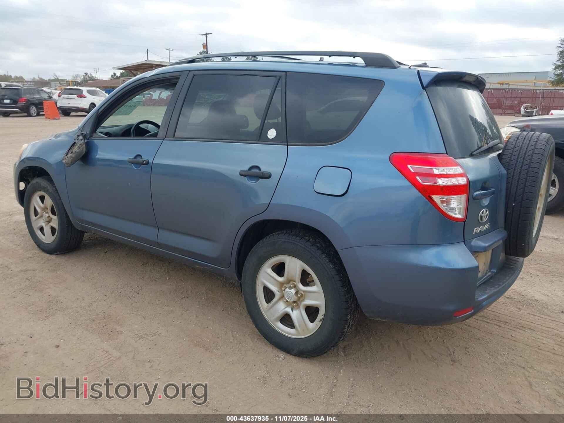 2011 TOYOTA RAV4 - VIN: 2T3BF4DV5BW130875 - Фото 3