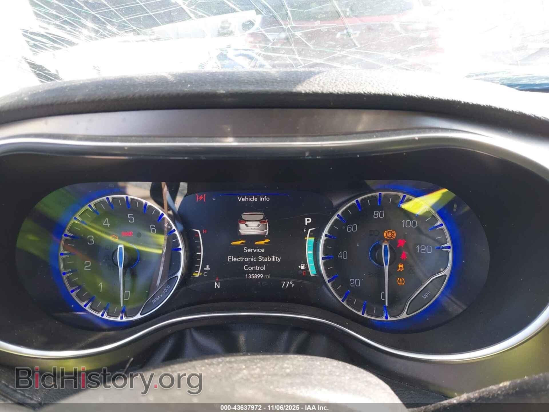 2018 CHRYSLER PACIFICA - VIN: 2C4RC1GG1JR273737 - Фото 7