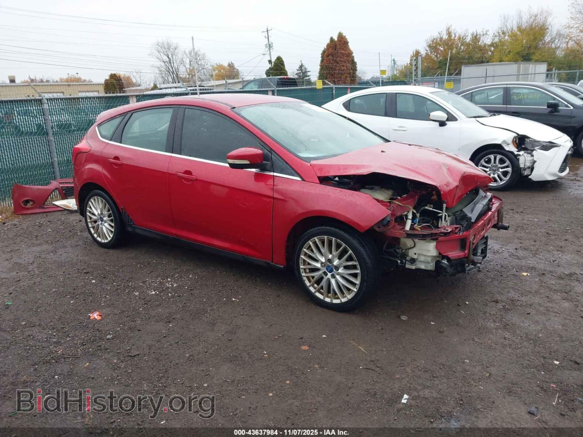 Photo 1FAHP3M22CL336558 - FORD FOCUS 2012