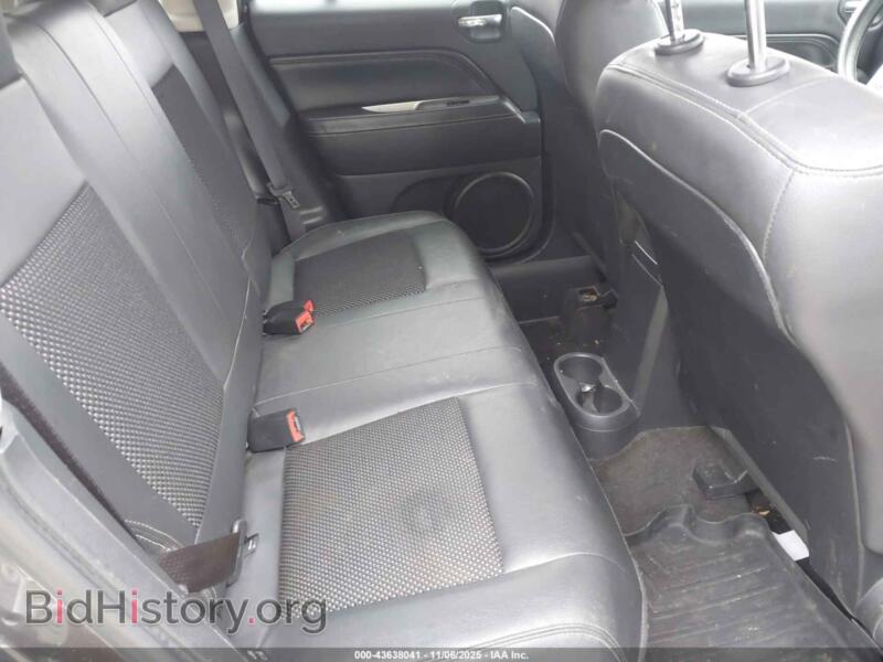 2015 Jeep COMPASS (VIN 1C4NJDEB5FD371158) — photo 8 of 11