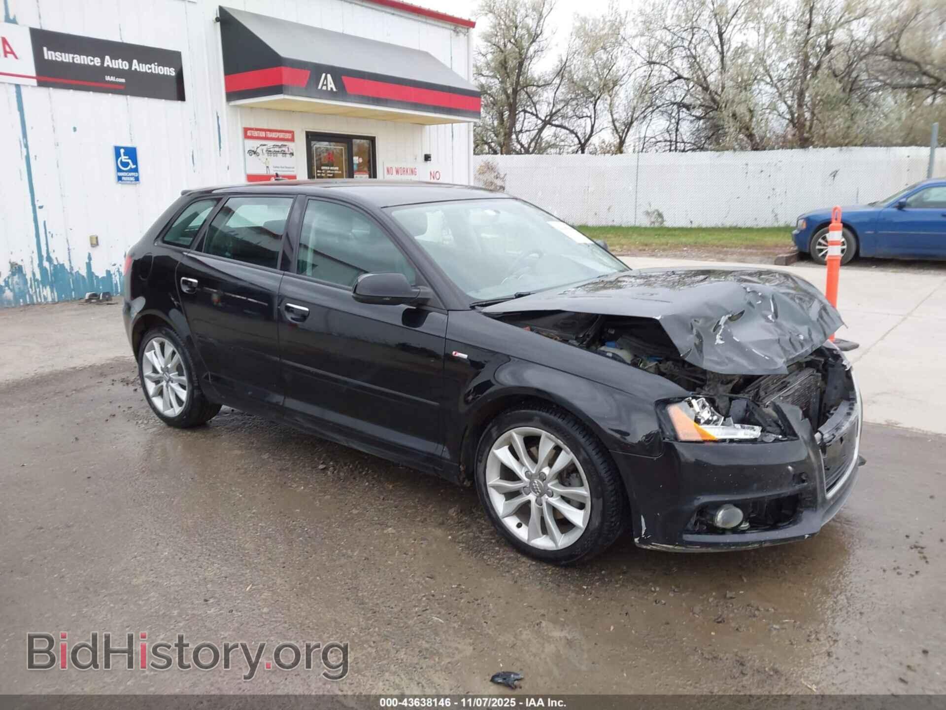 Photo WAUBJAFM5BA141307 - AUDI A3 2011
