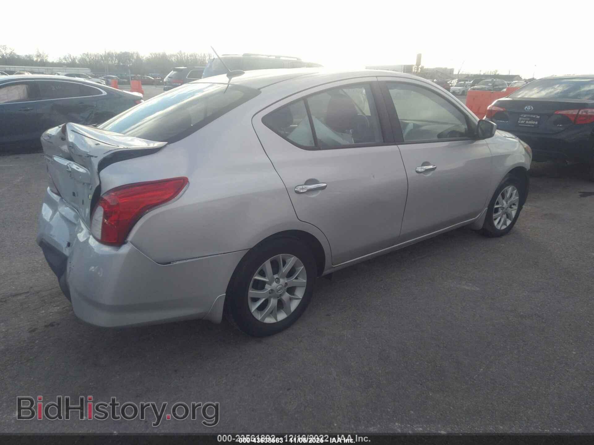 2017 NISSAN VERSA - VIN: 3N1CN7AP3HL885086 - Фото 4