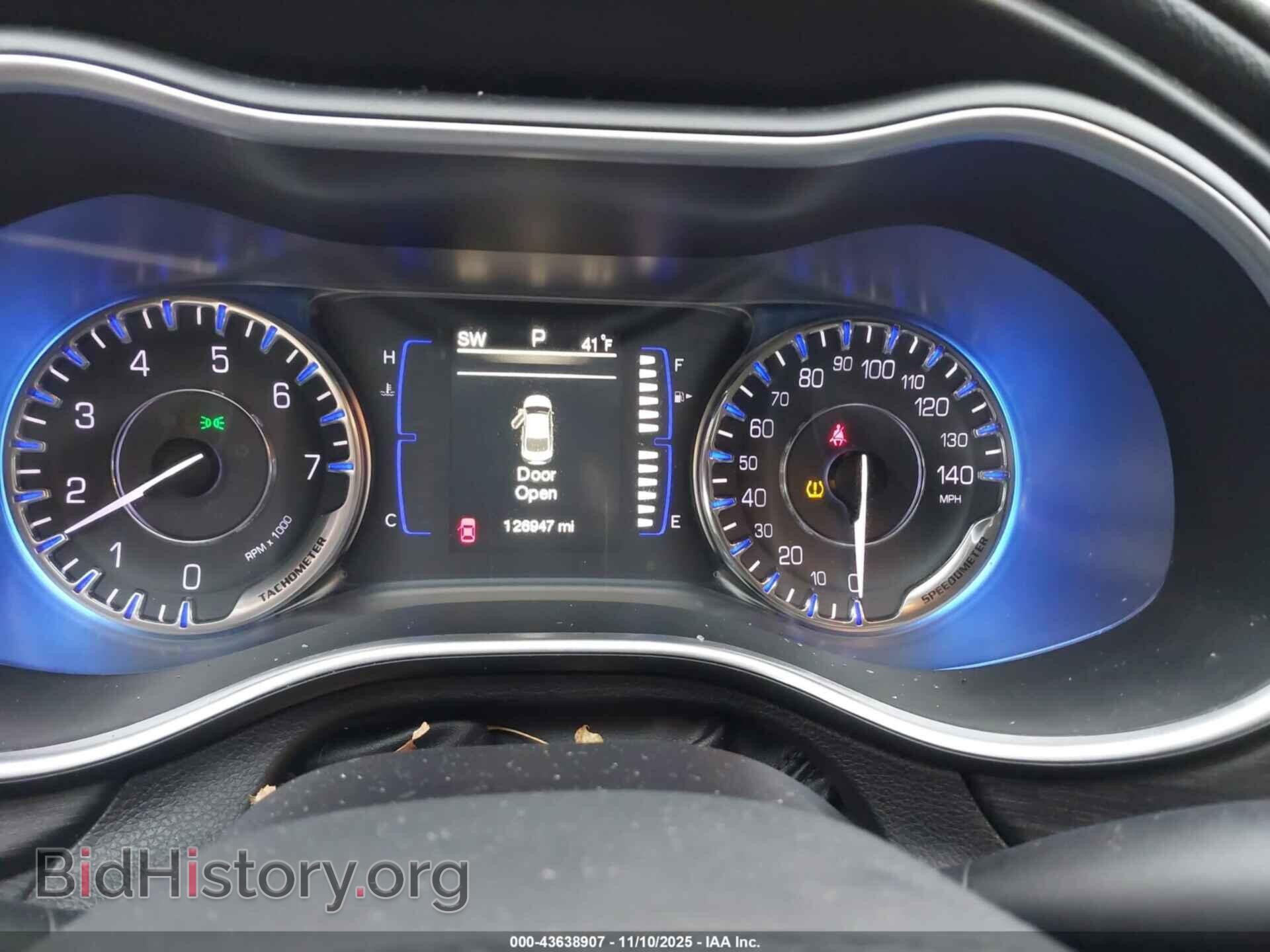 2015 CHRYSLER 200 - VIN: 1C3CCCAB9FN587093 - Фото 7
