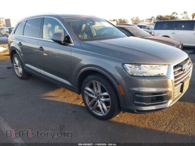 2017 Audi Q7 3.0T Premium, серый — VIN WA1VAAF74HD018450, IAAI
