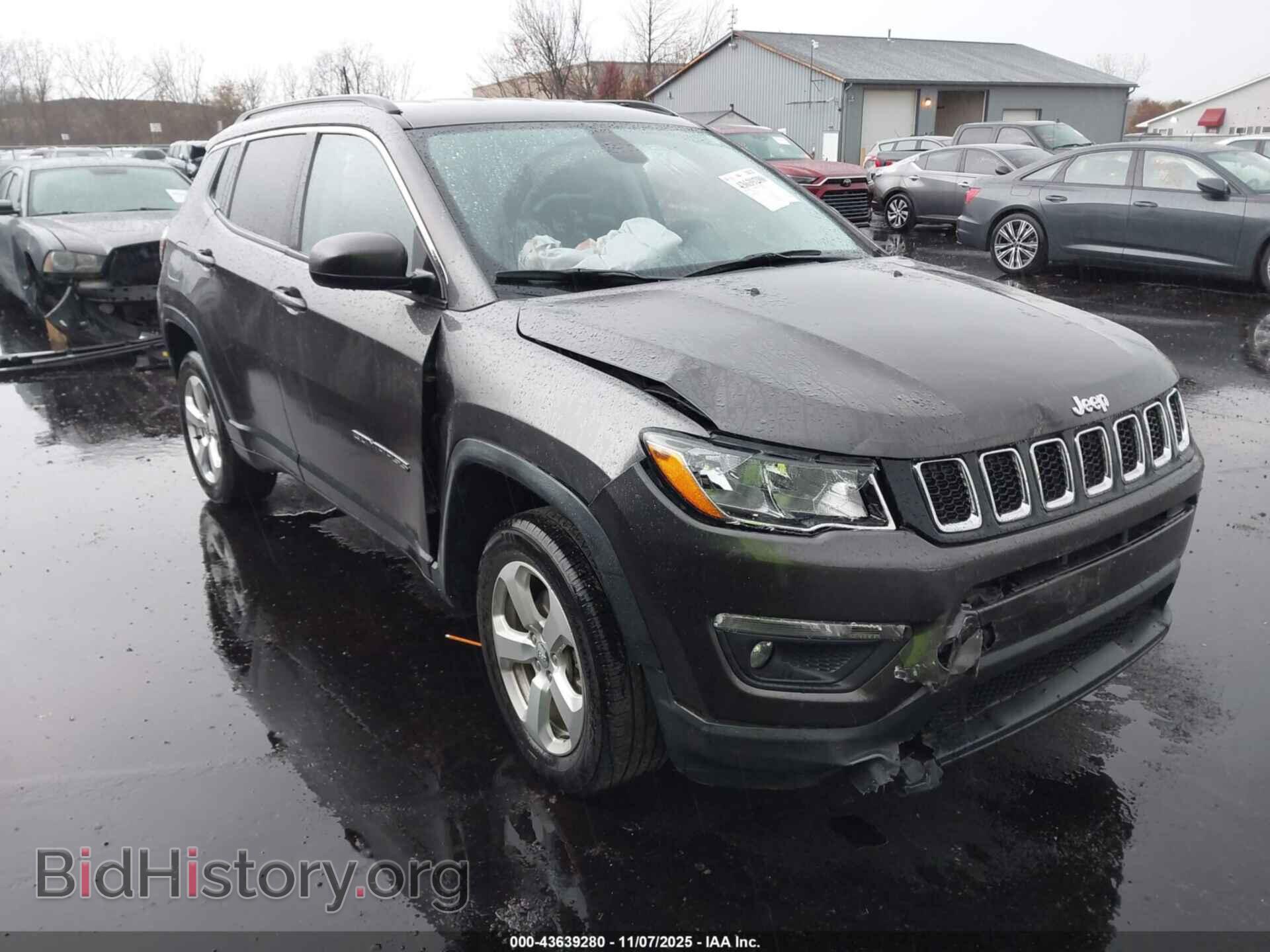 Фотография 3C4NJDBB3MT573945 - JEEP COMPASS 2021