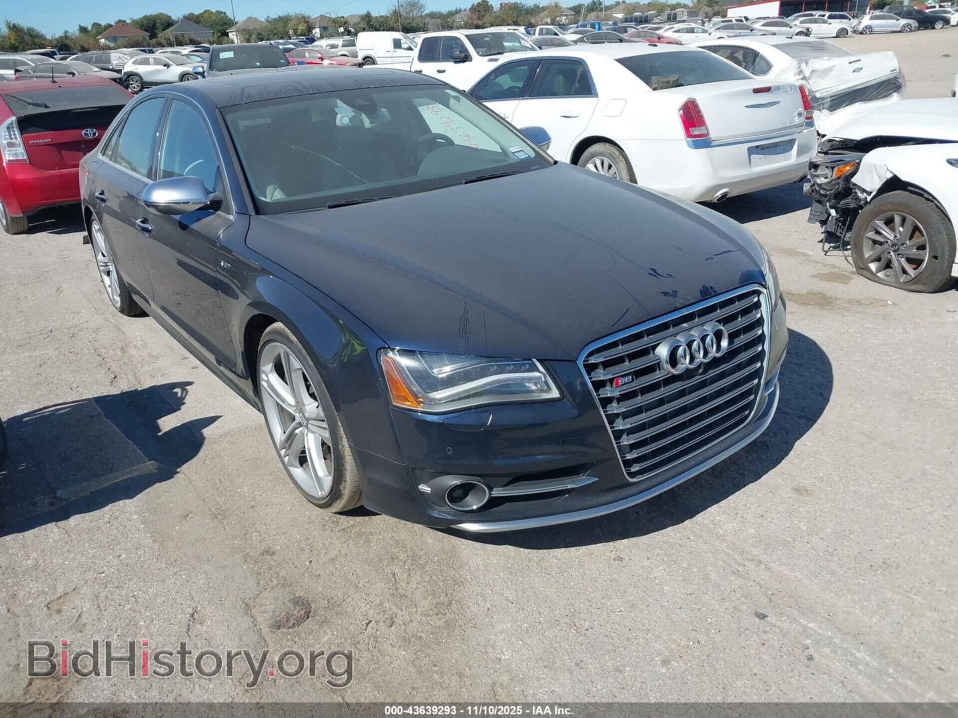 Photo WAUD2AFD7DN028475 - AUDI S8 2013