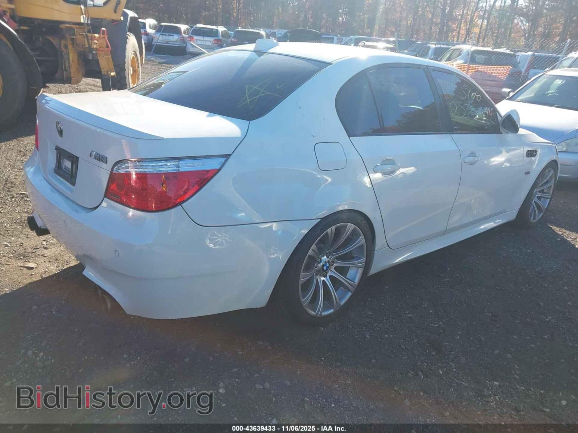 2010 BMW M5 - VIN: WBSNB9C54AC043387 - Фото 4