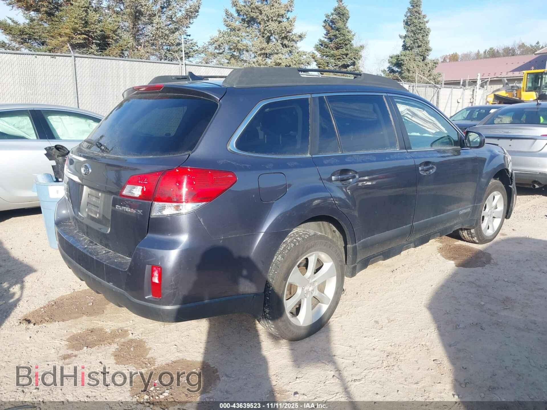 2014 SUBARU OUTBACK - VIN: 4S4BRCDC8E3214370 - Photo 4