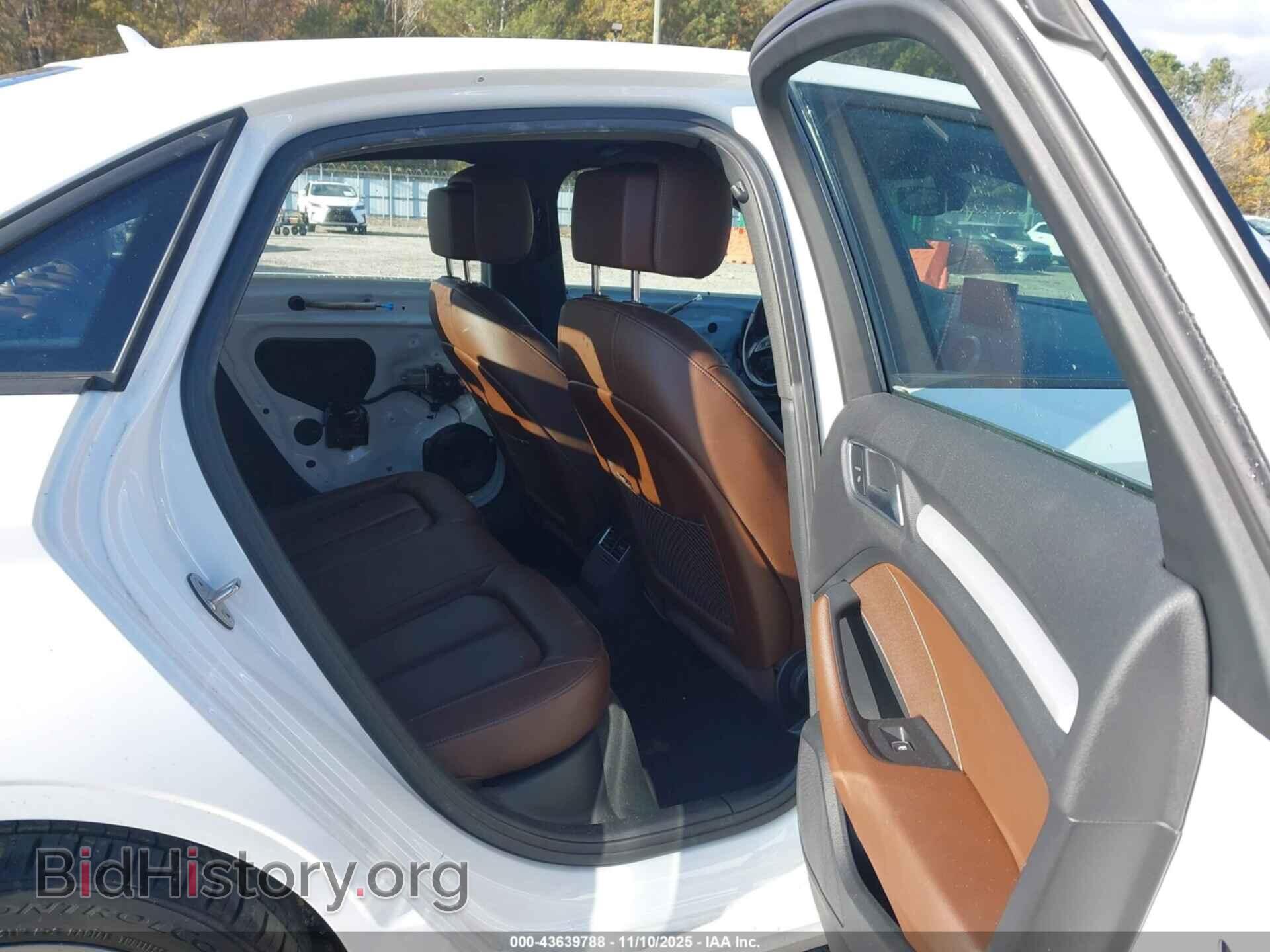 2017 AUDI A3 - VIN: WAUAUGFF6H1048196 - Фото 8
